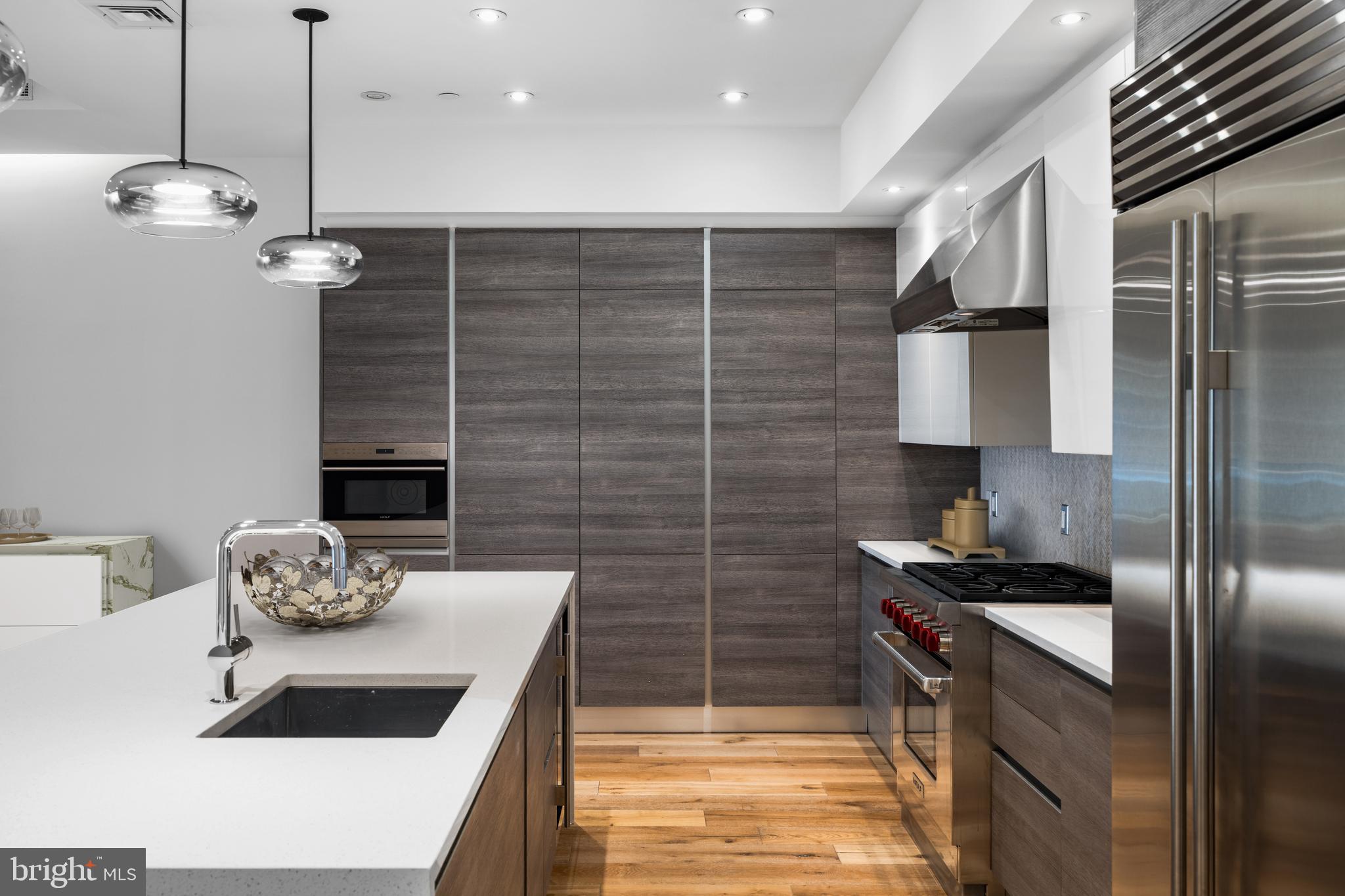 WASHINGTON SQ - Residential