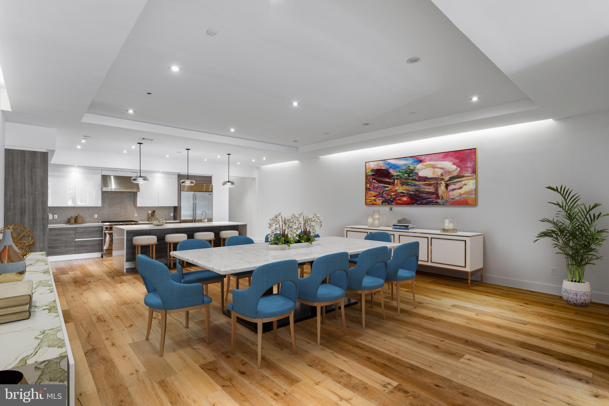 WASHINGTON SQ - Residential
