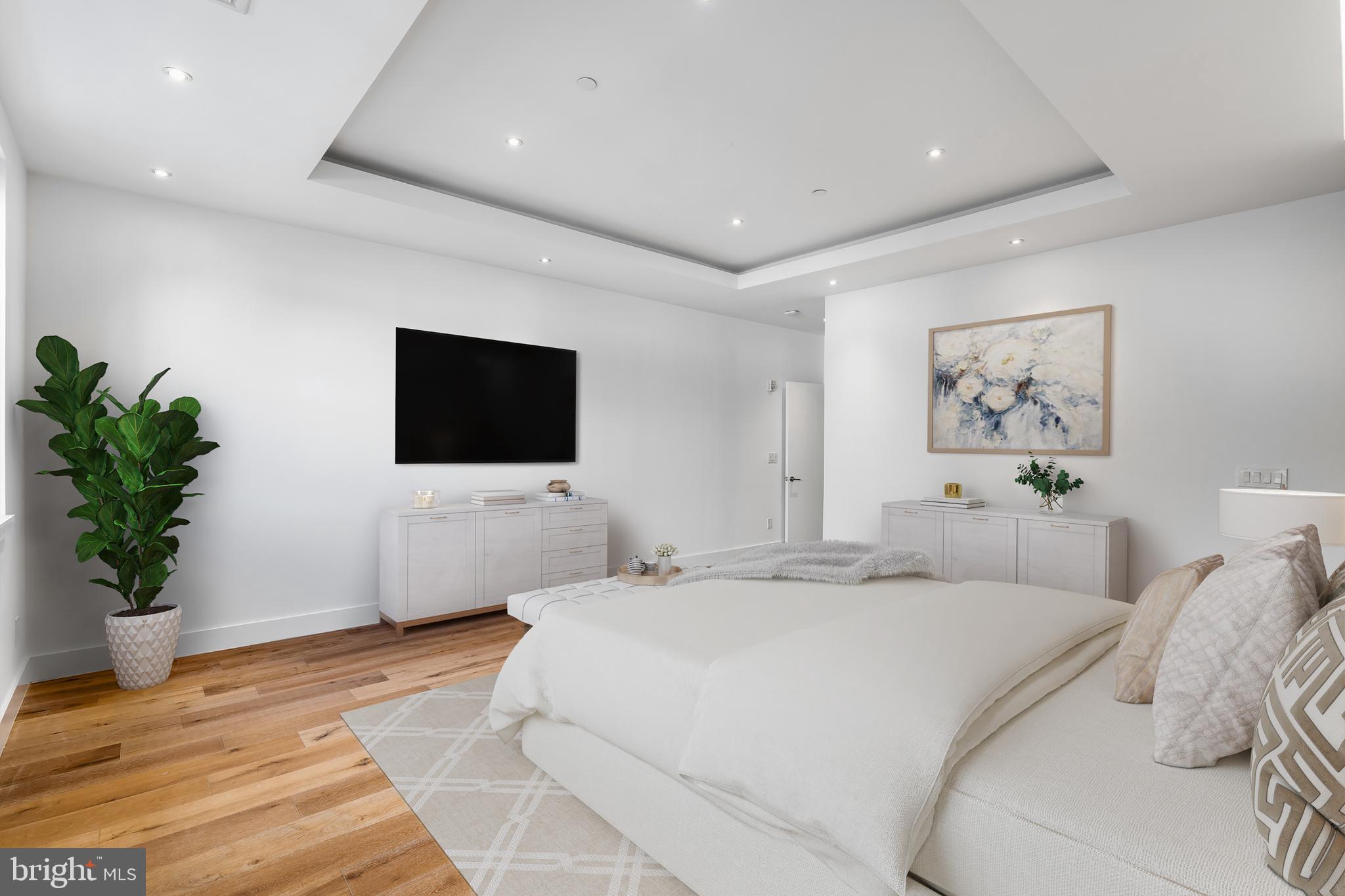 WASHINGTON SQ - Residential