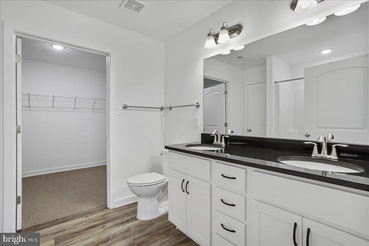 CARDINAL POINTE - Residential