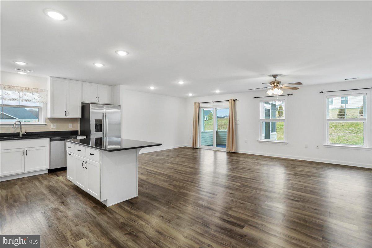 CARDINAL POINTE - Residential