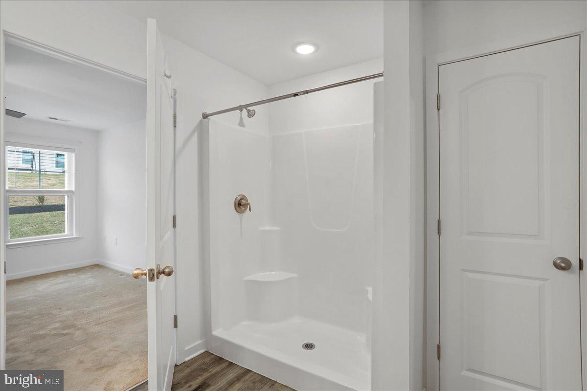 CARDINAL POINTE - Residential