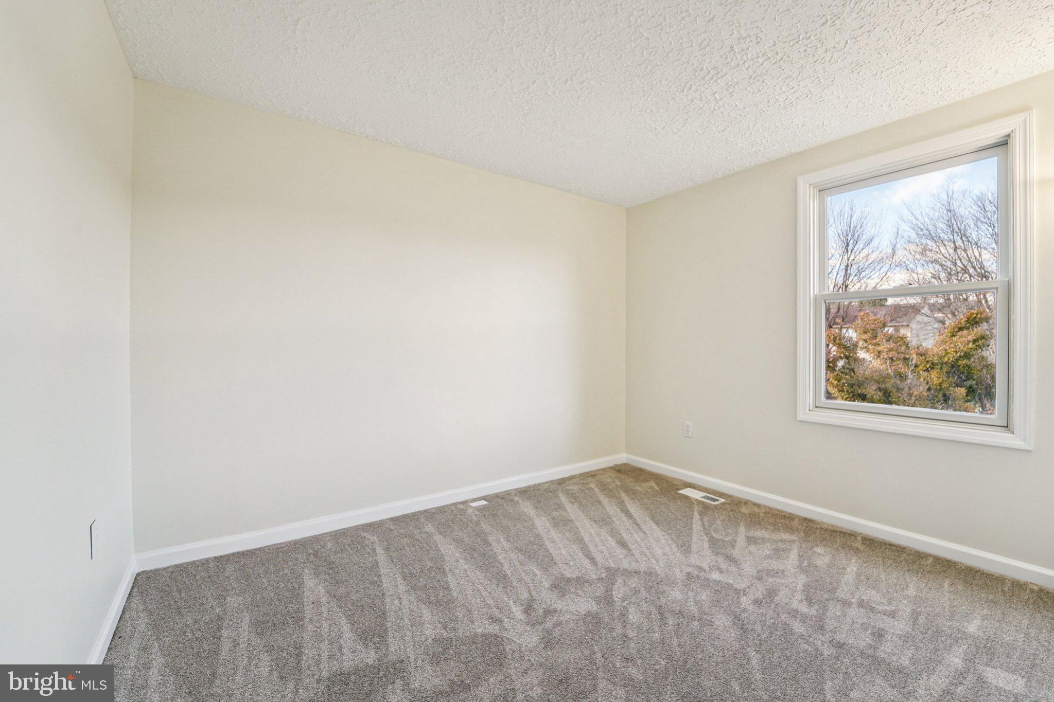 QUEEN ANNE - Residential