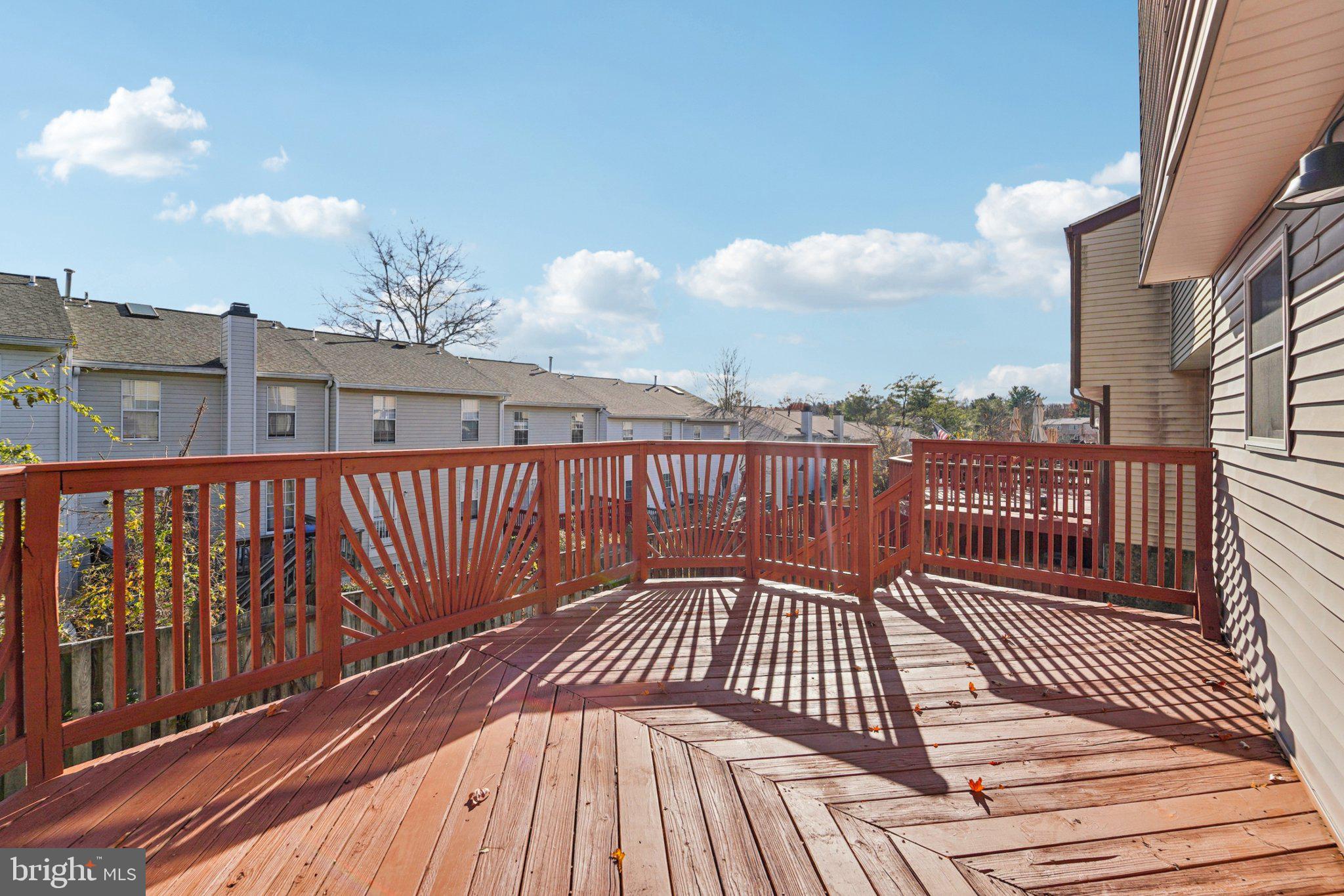 QUEEN ANNE - Residential