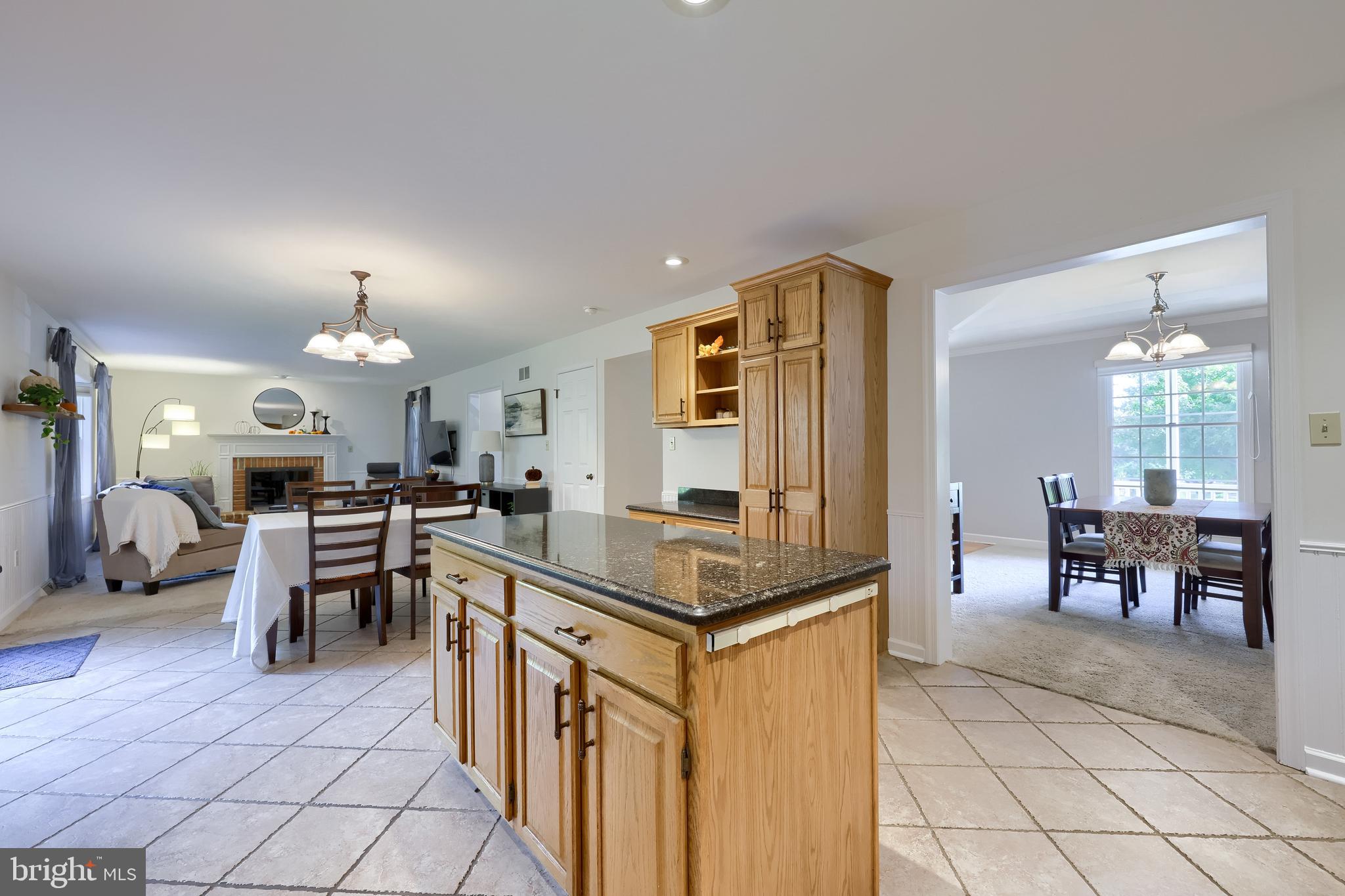 WOODS EDGE - Residential