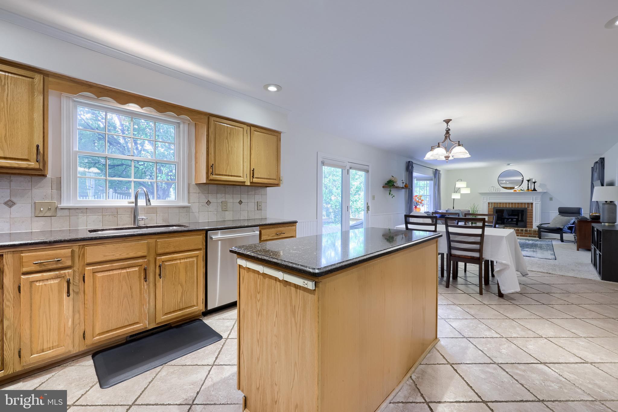 WOODS EDGE - Residential