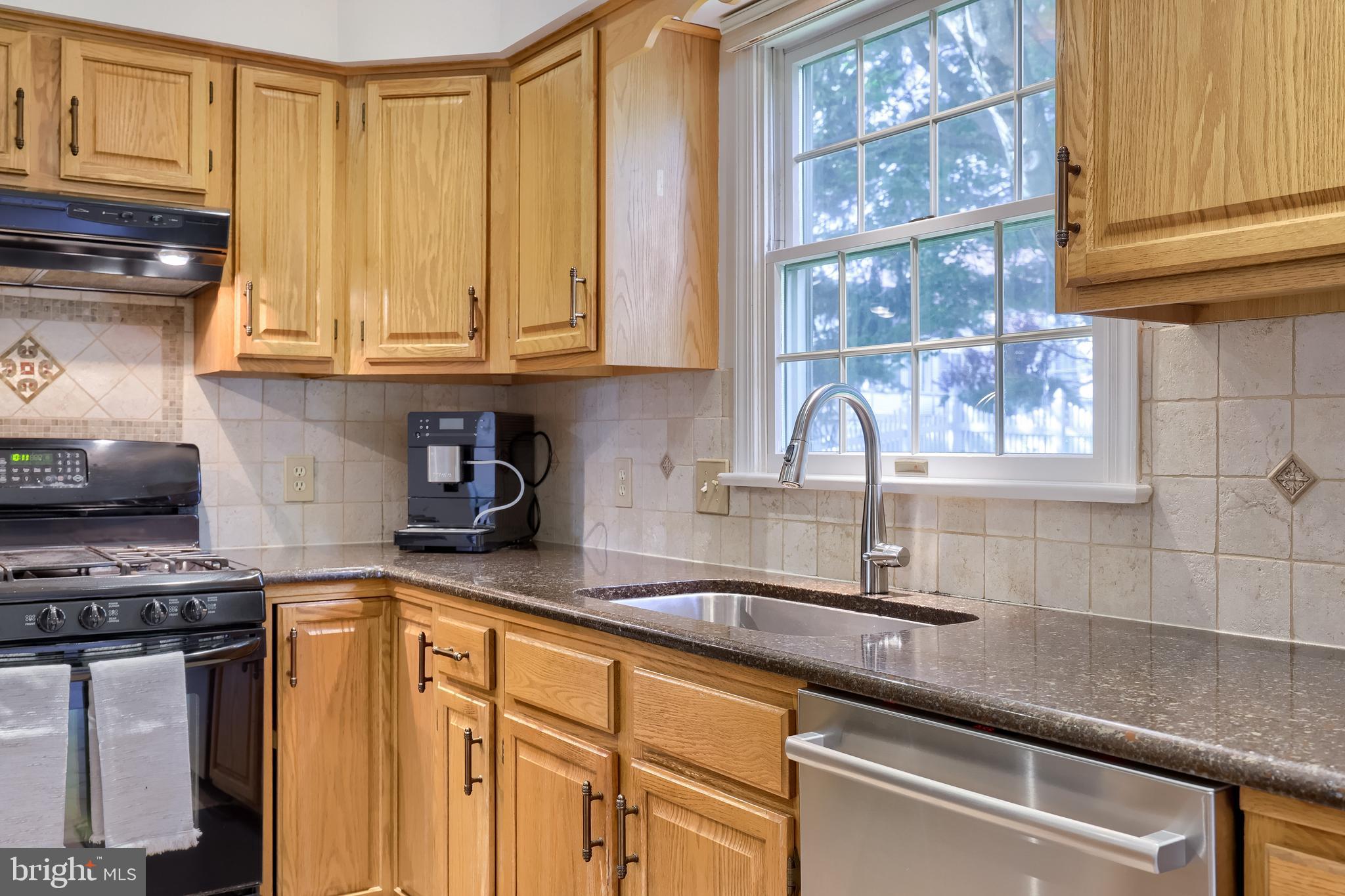 WOODS EDGE - Residential