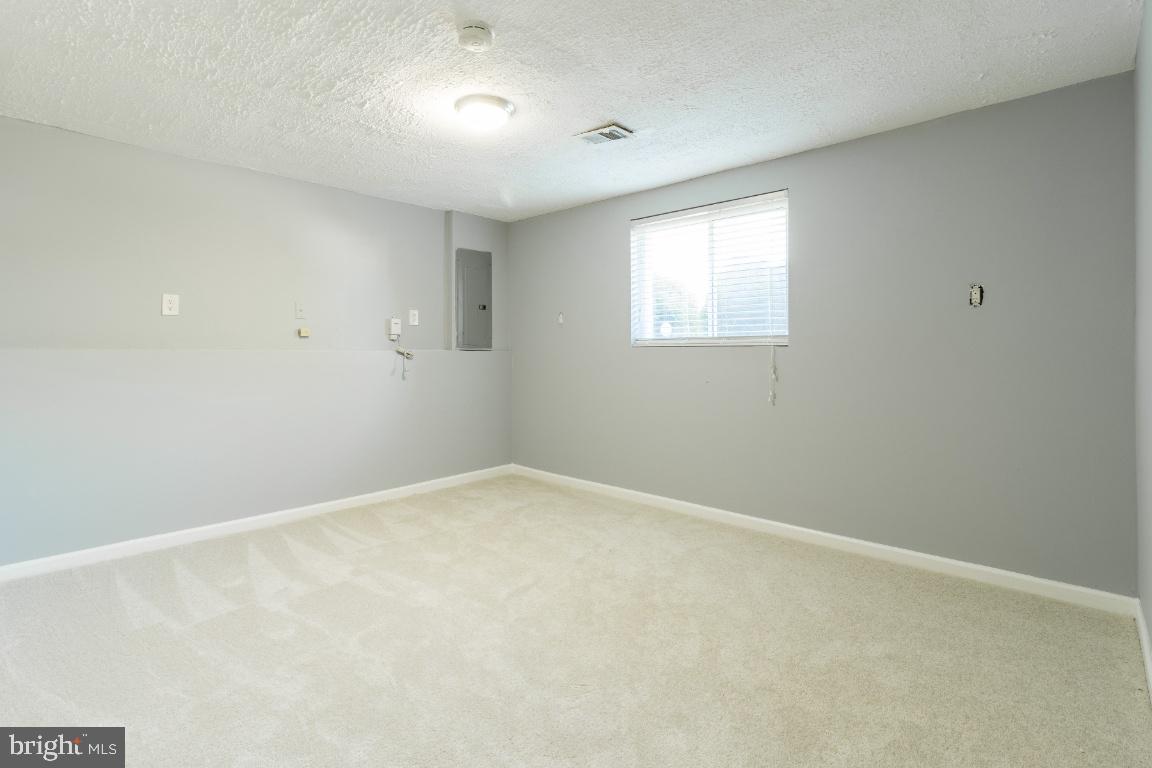 WALDON WOODS-POPES - Residential