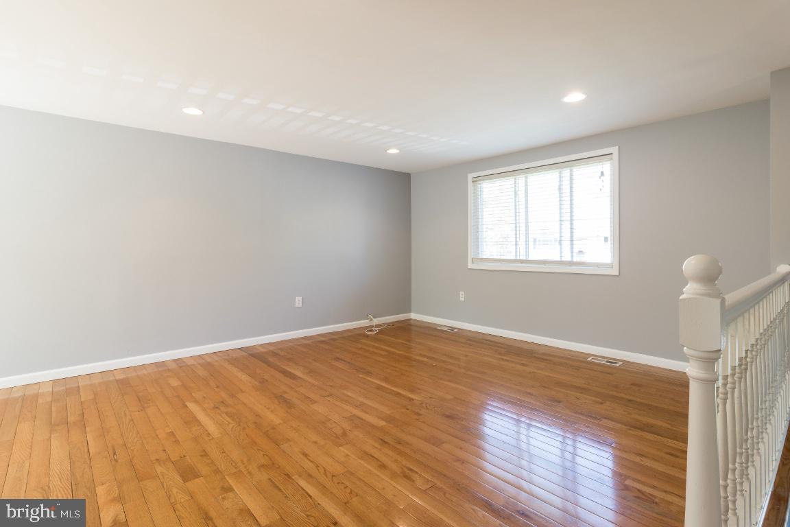 WALDON WOODS-POPES - Residential