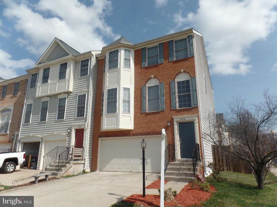 LARGE, BEAUTIFUL END UNIT 2 CAR GARAGE TOWNHOUSE IN GREAT LOCATION!! SUNSHINE & LIGHT WITH LOTS OF WINDOWS, NEW HVAC, WASHER, DRYER, UPDATED STAINLESS STEEL APPLIANCES W/SEPARATE BREAKFAST ROOM & FAMILY ROOM OFF THE KITCHEN. LUXURY MSTR BATH, FINISHED WALK-OUT BASEMENT W/ GAS FIREPLACE AND HALF BATH. VERY LARGE DECK OVERLOOKING FENCED OVERSIZED BACK AND SIDE YARD WITH WALK-IN STORAGE SHED & MORE!