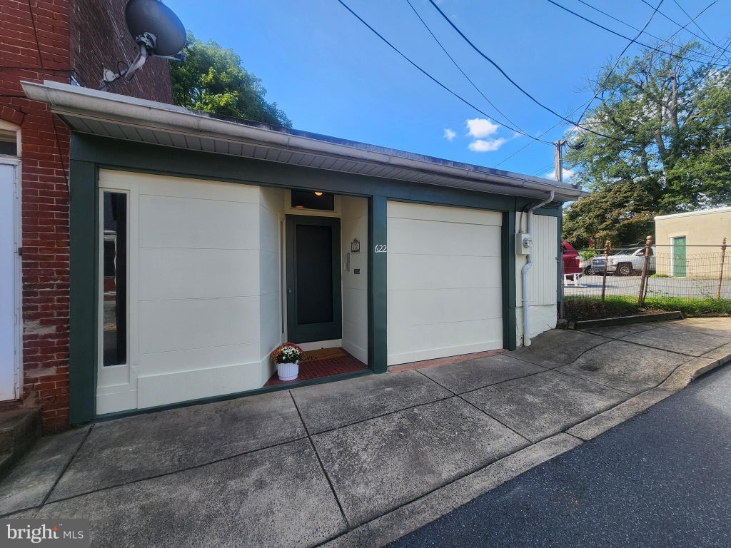 Photo of 622 W Marion Street, LANCASTER, PA 17603 (MLS # PALA2094552)