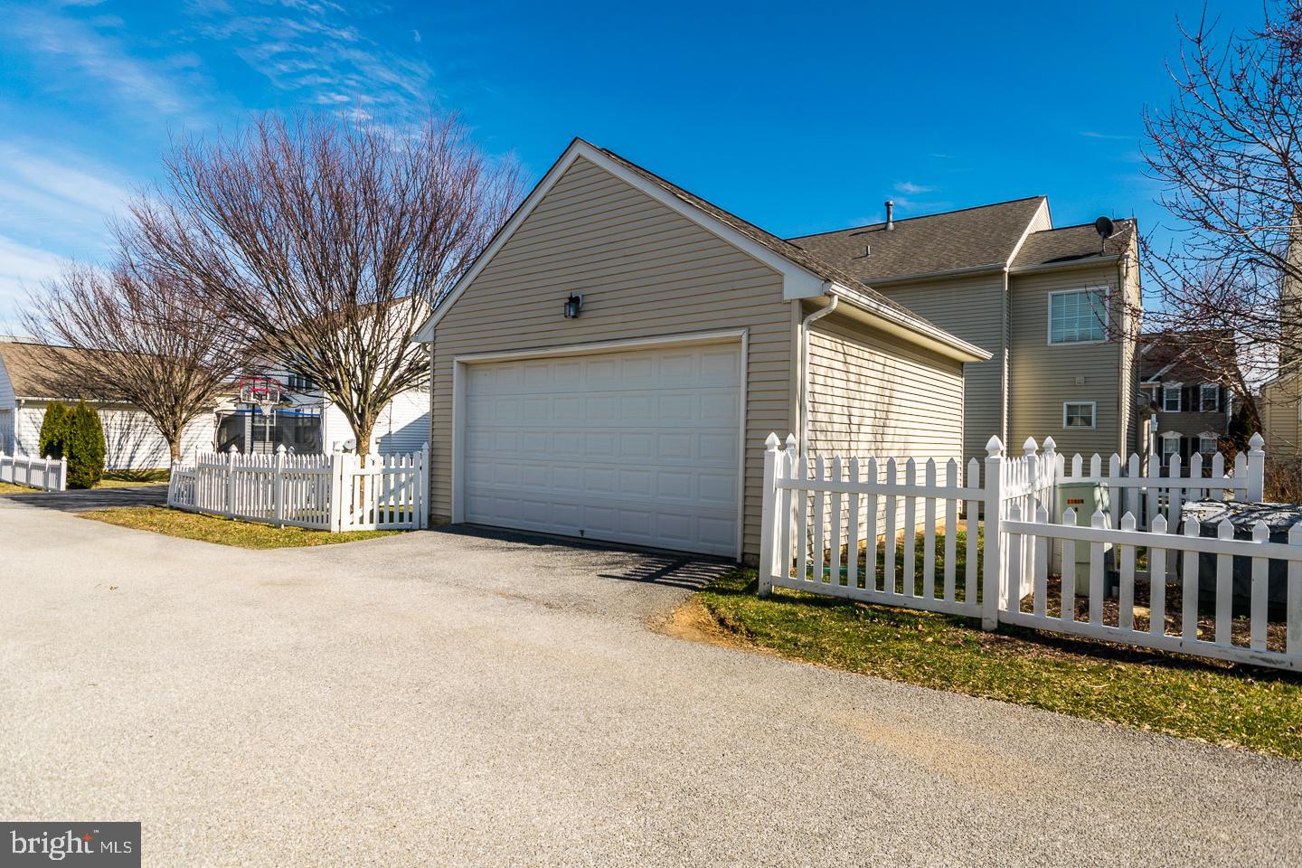 HUNTFIELD - Residential