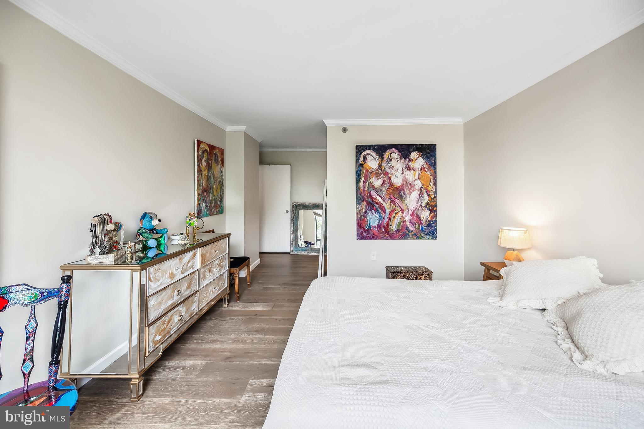 ENCORE OF MCLEAN - Residential