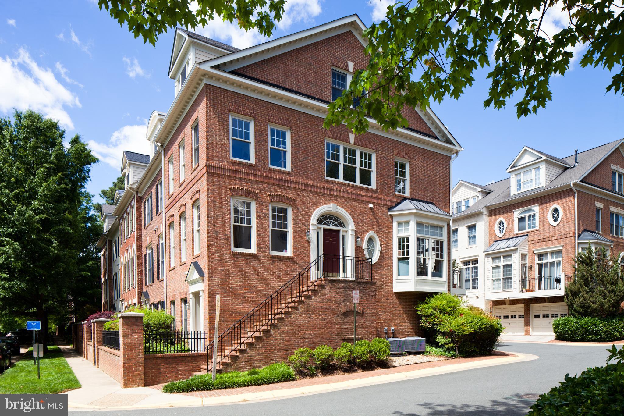 HUNTING RIDGE - Residential Lease