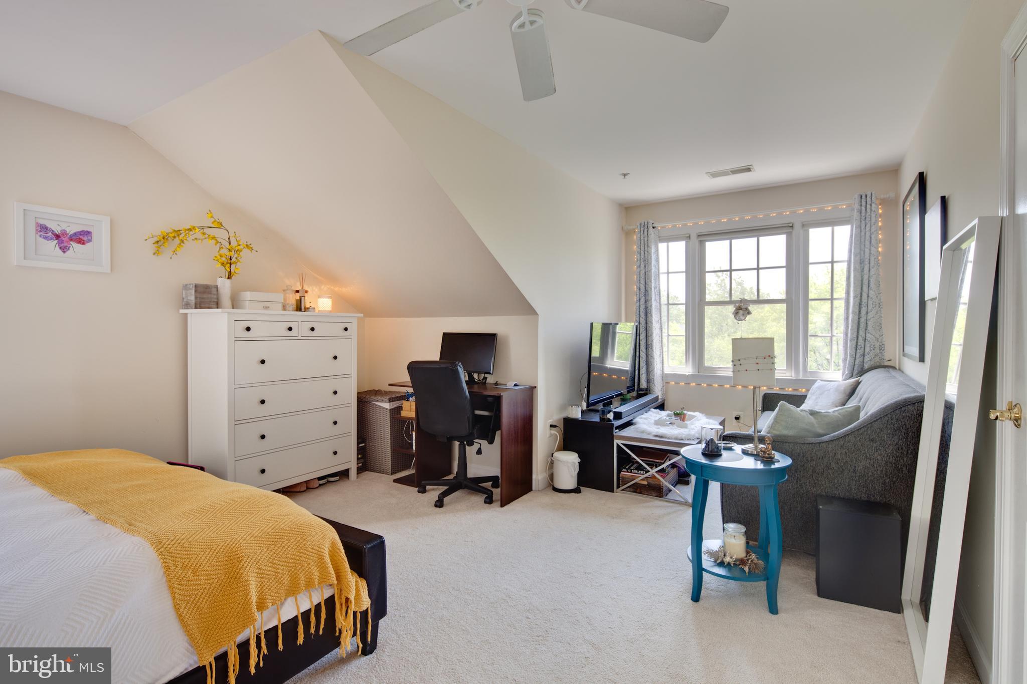 HUNTING RIDGE - Residential Lease