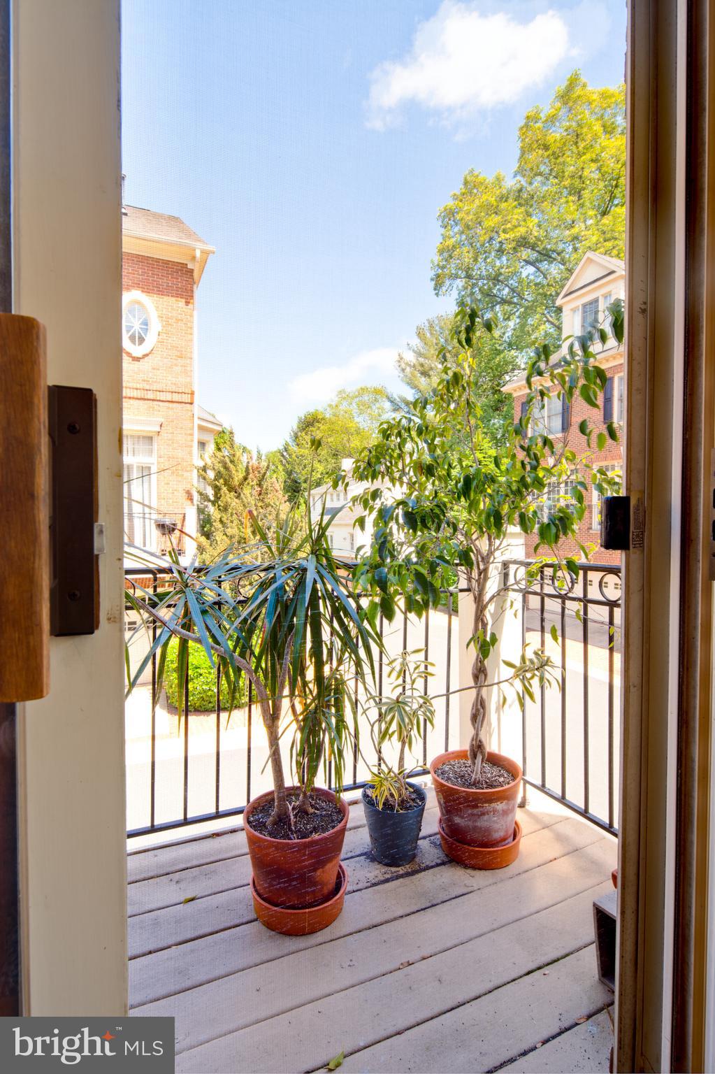 HUNTING RIDGE - Residential Lease