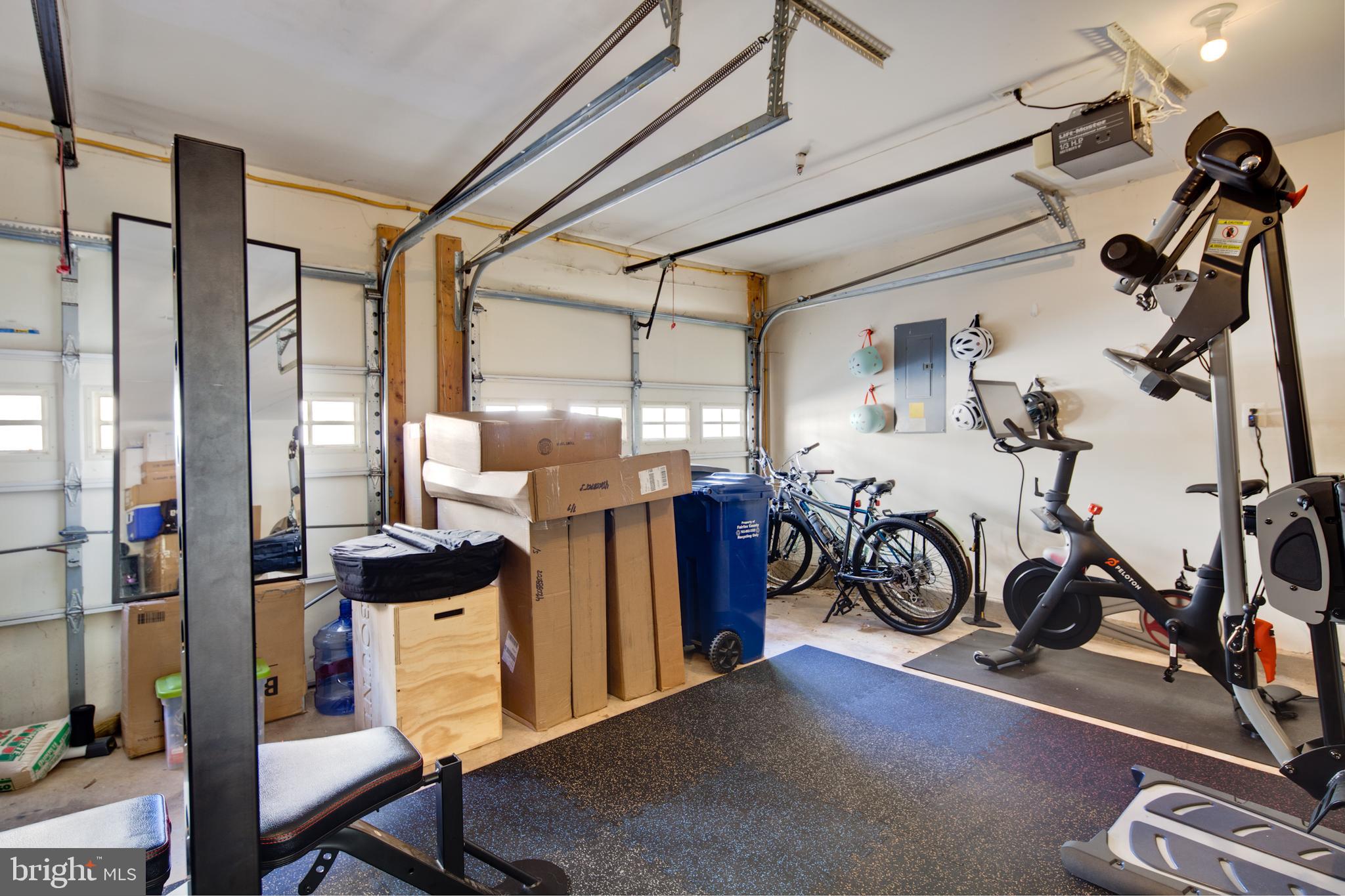 HUNTING RIDGE - Residential Lease