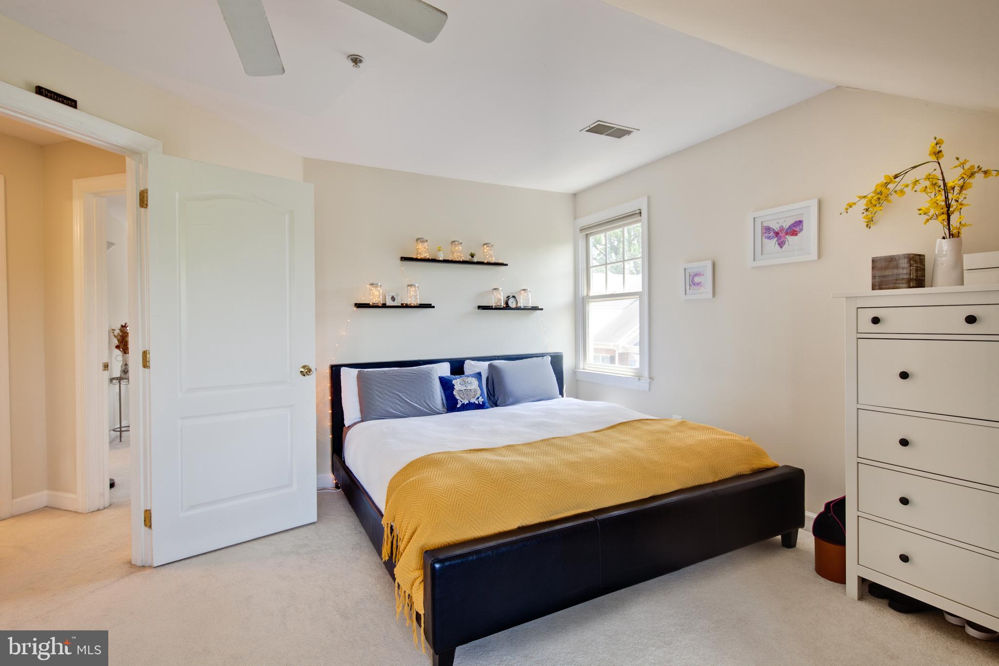 HUNTING RIDGE - Residential Lease