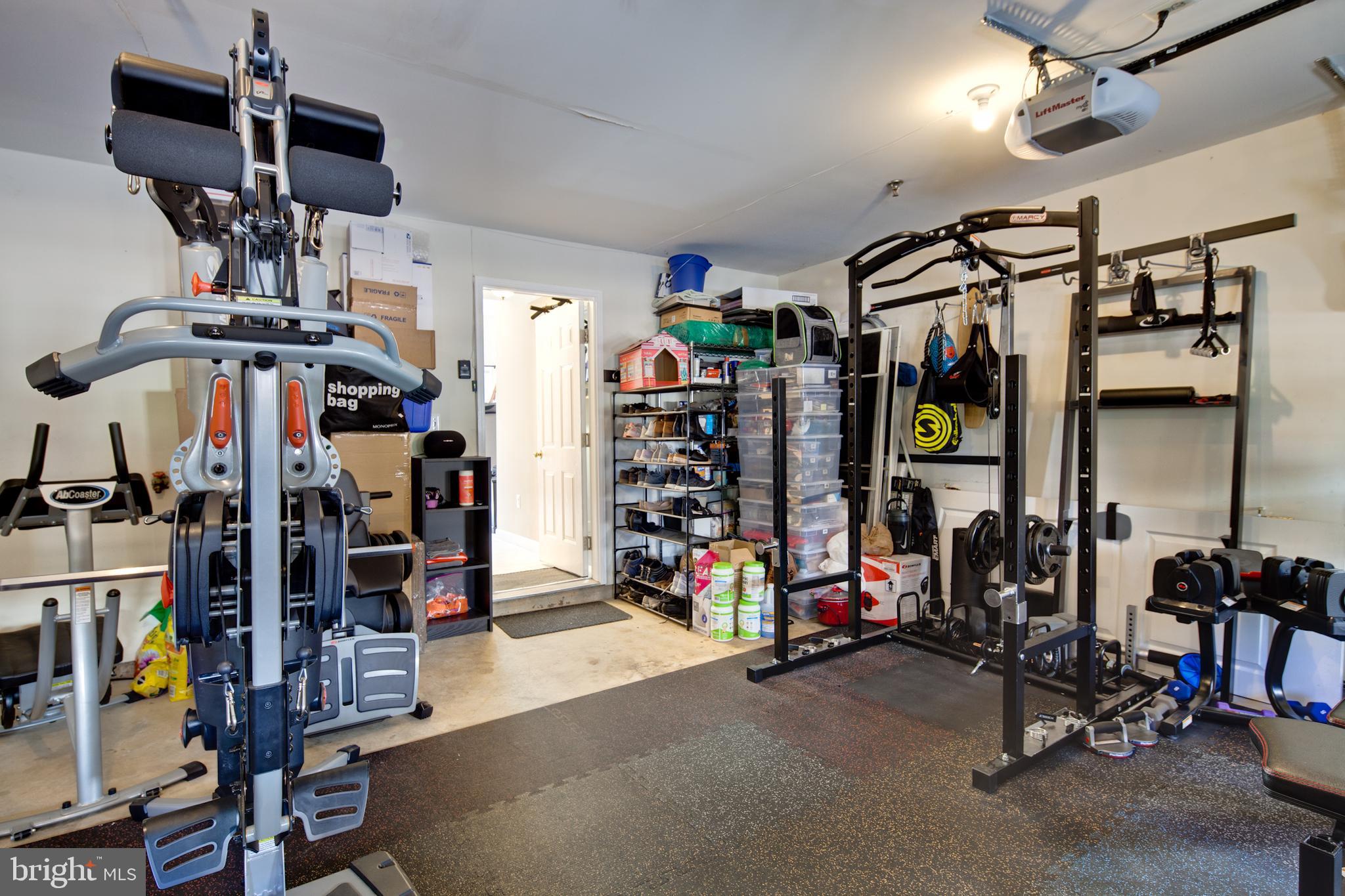 HUNTING RIDGE - Residential Lease