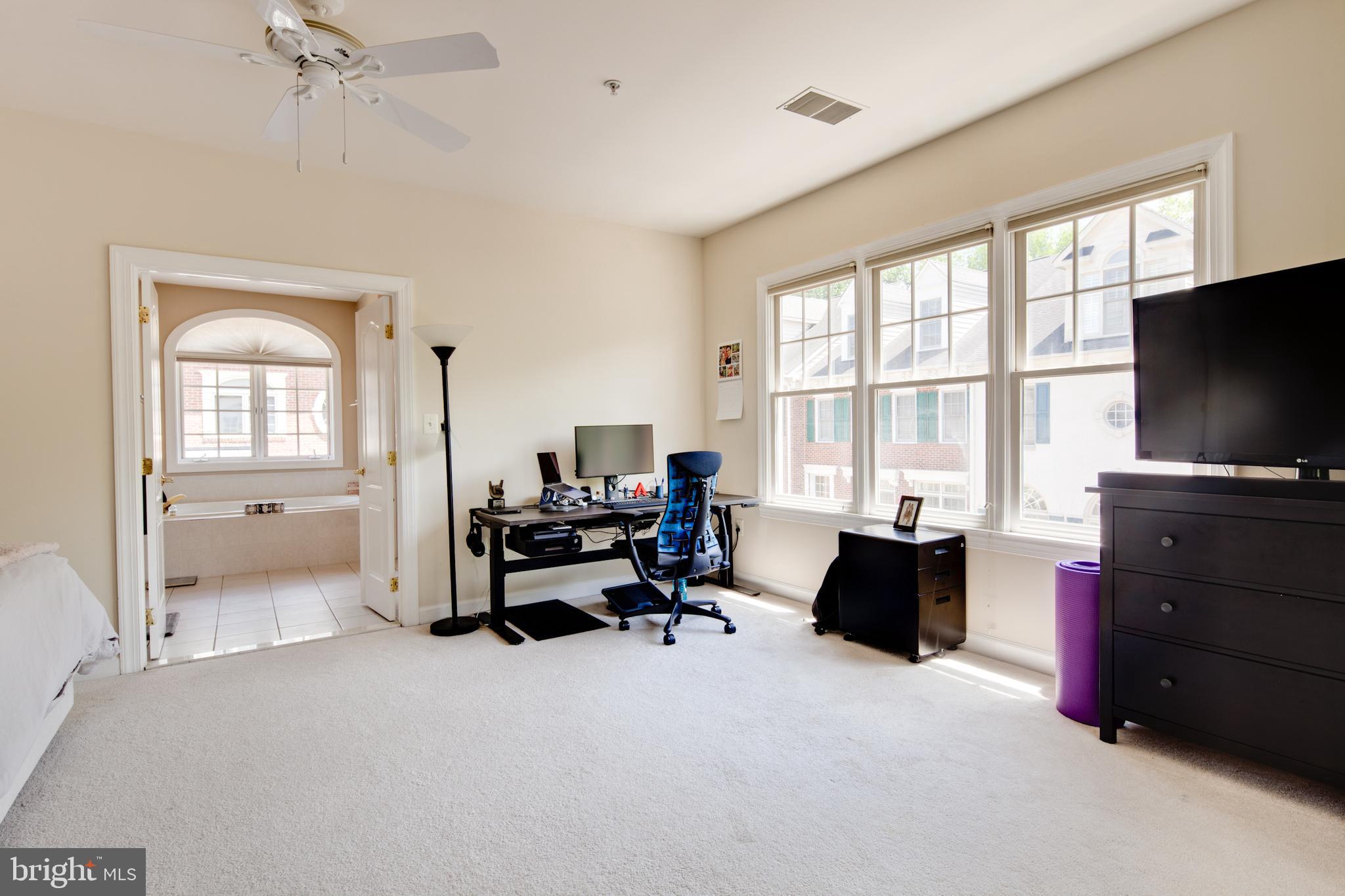 HUNTING RIDGE - Residential Lease