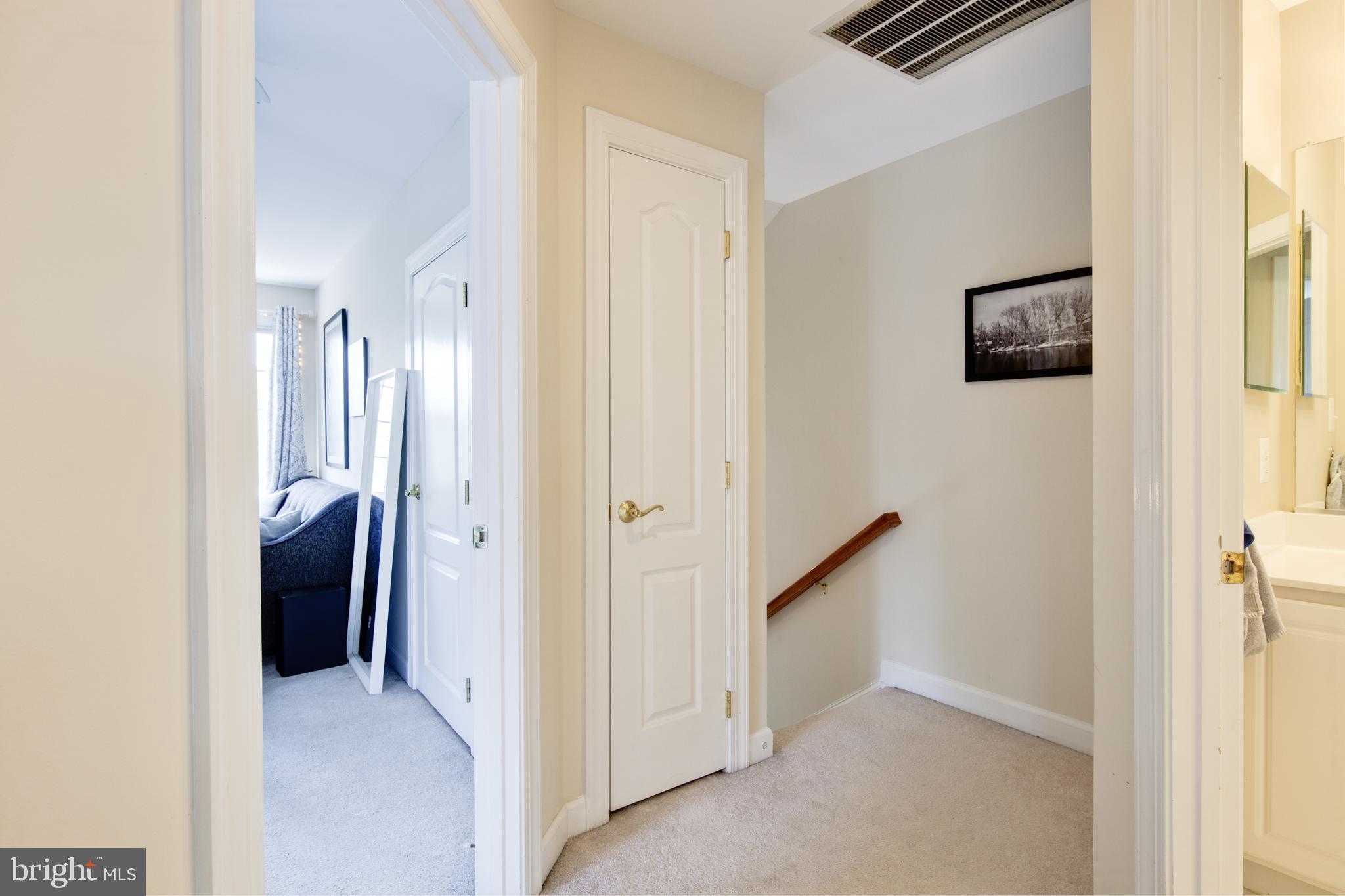 HUNTING RIDGE - Residential Lease