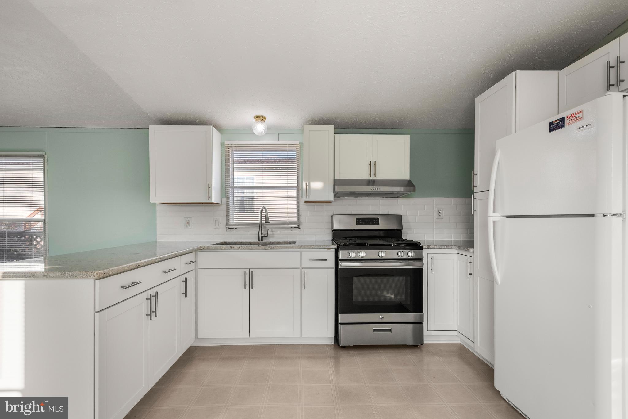 VALLEY VIEW - Residential