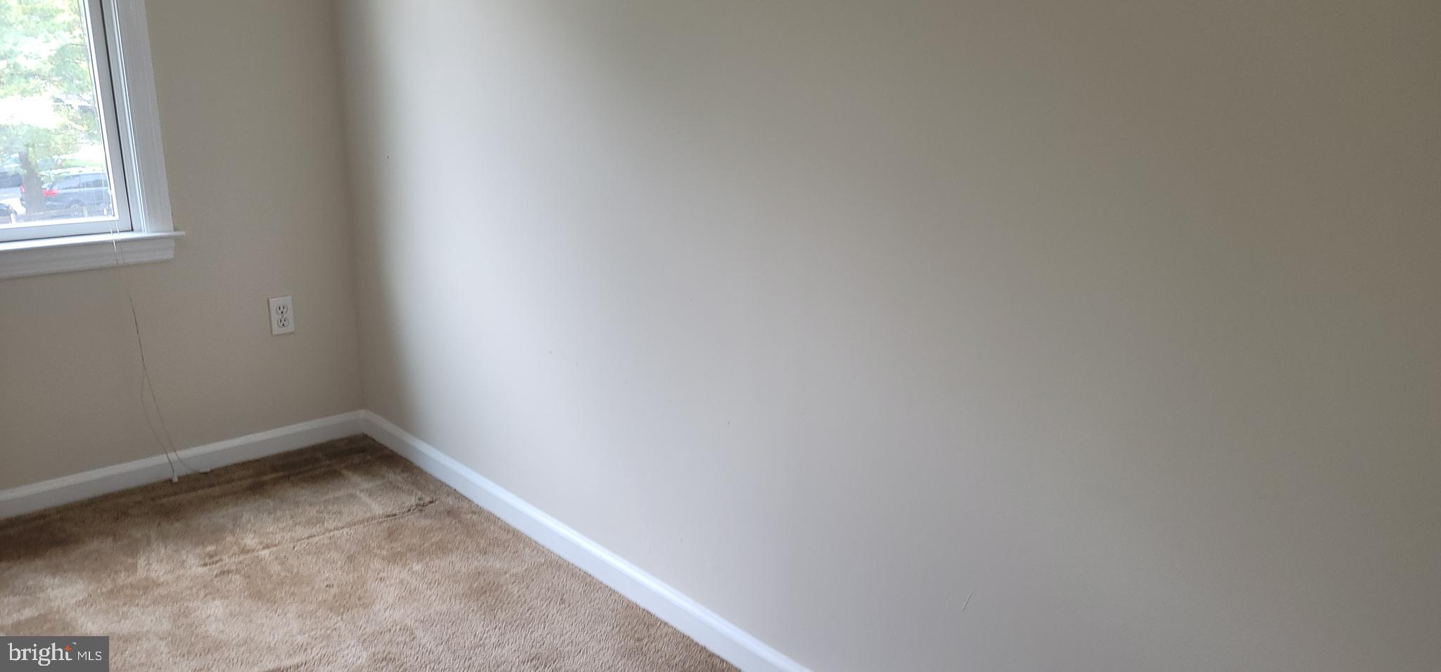 SADDLE CREEK - Residential Lease