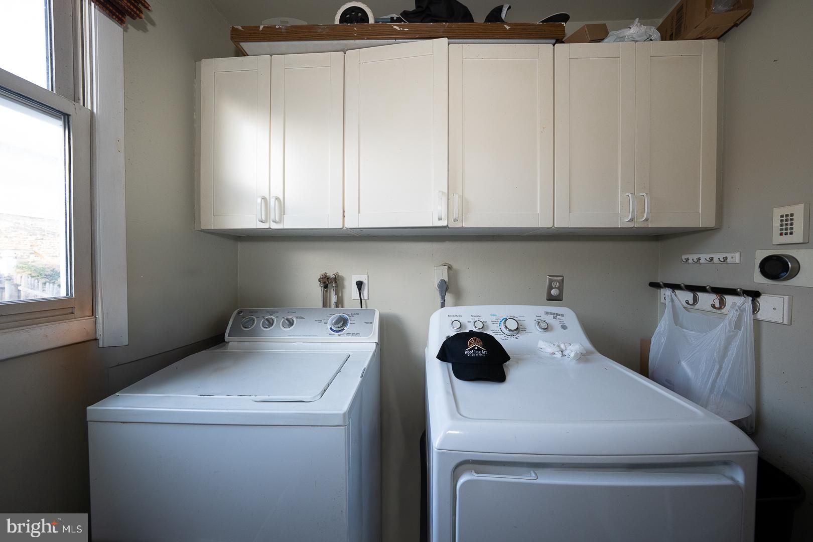 BEVERLY HILLS - Residential