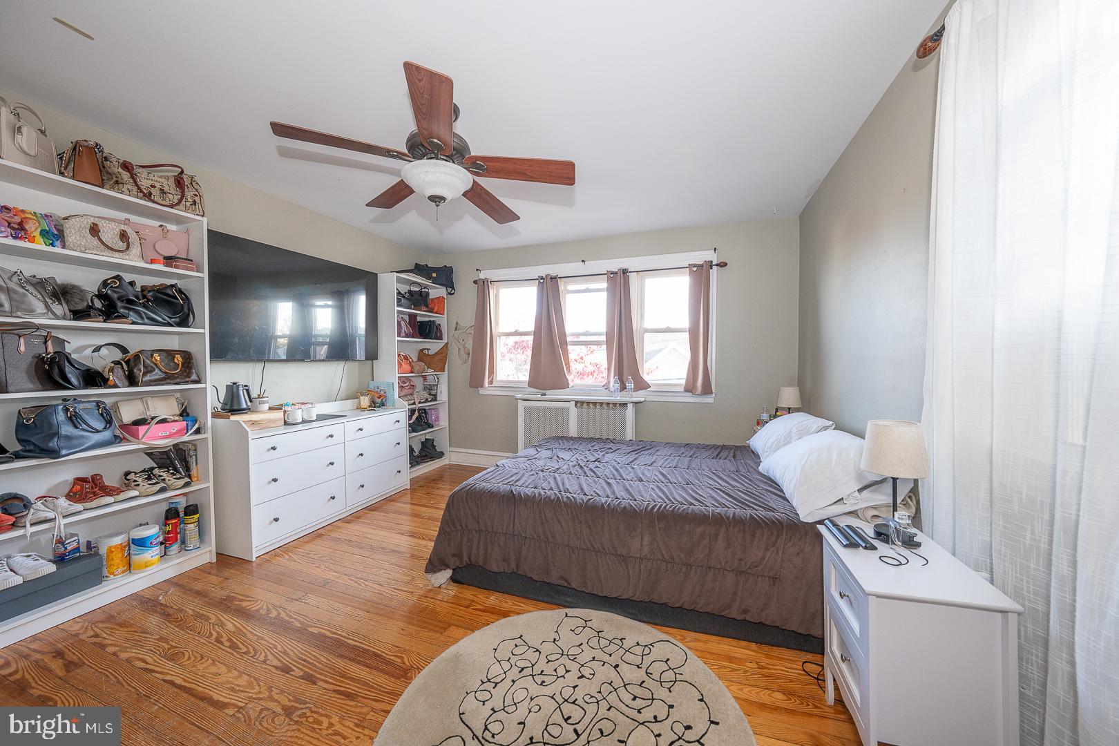 BEVERLY HILLS - Residential