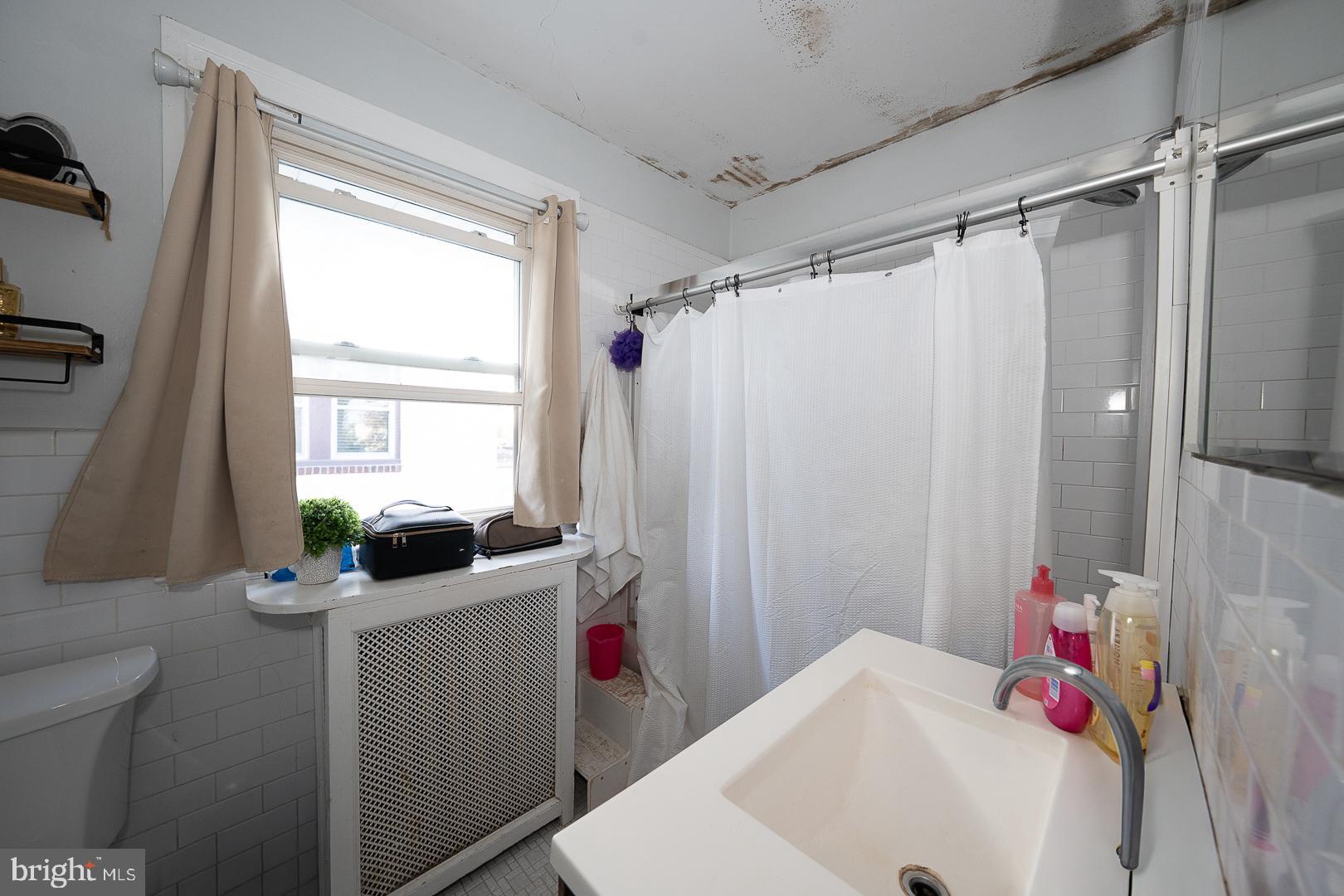 BEVERLY HILLS - Residential