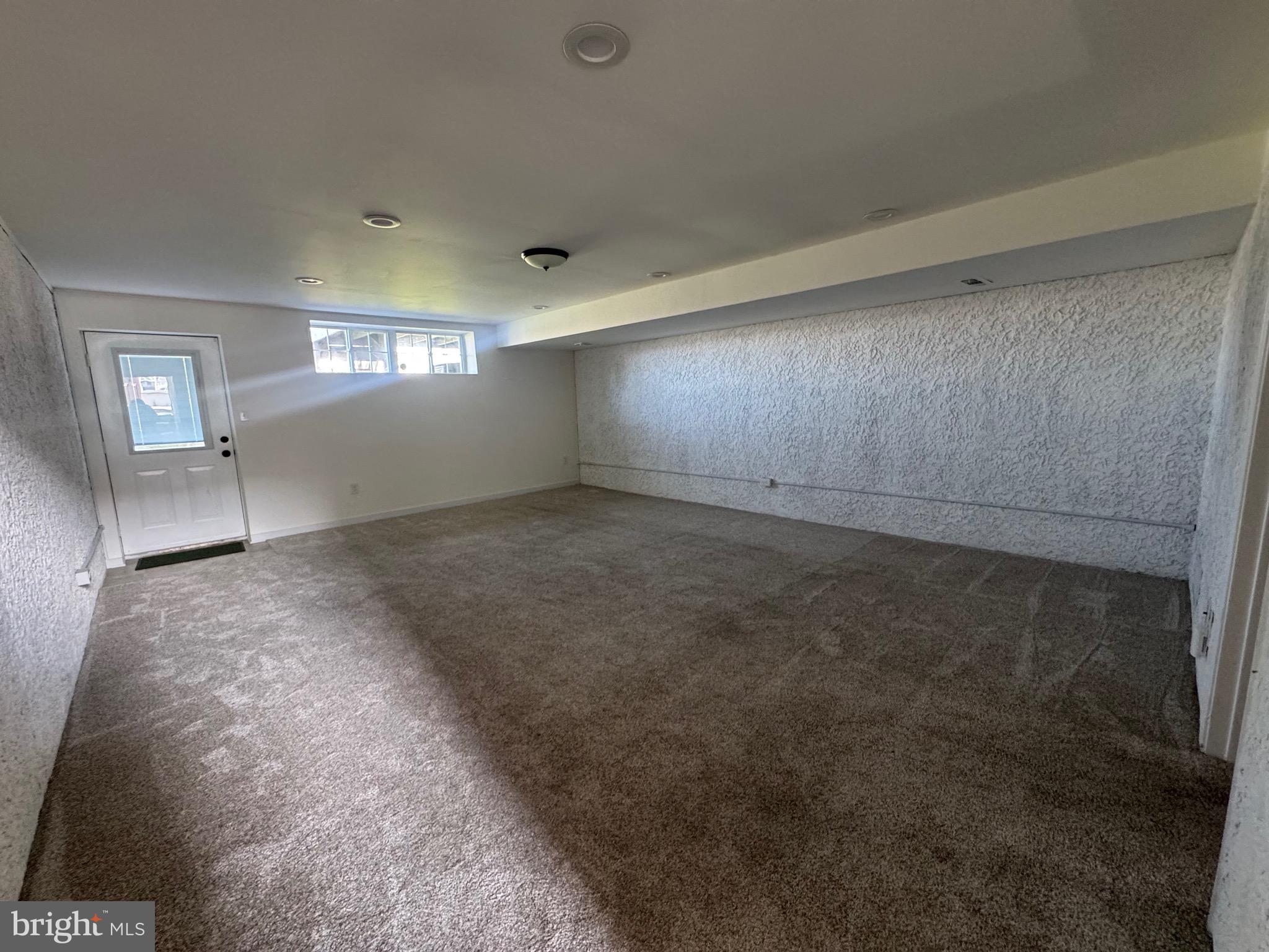 MILLBRANCH AT GREENLAWN - Residential Lease