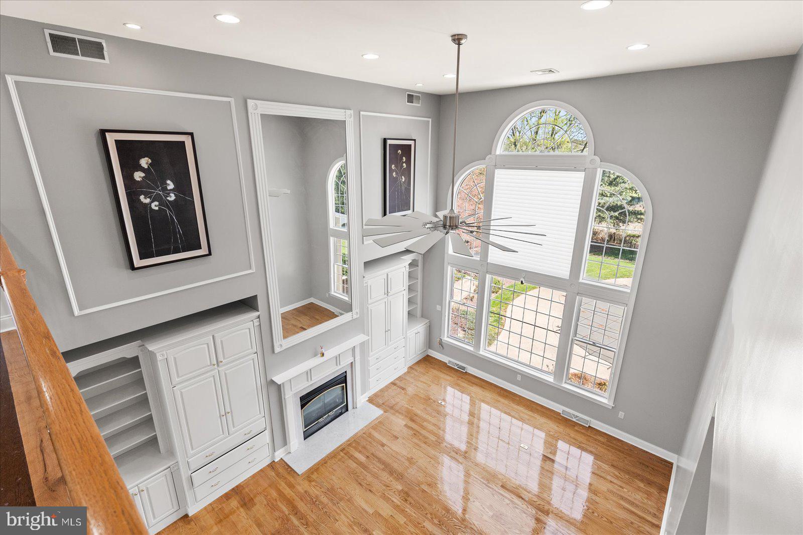 BRITTANY - Residential