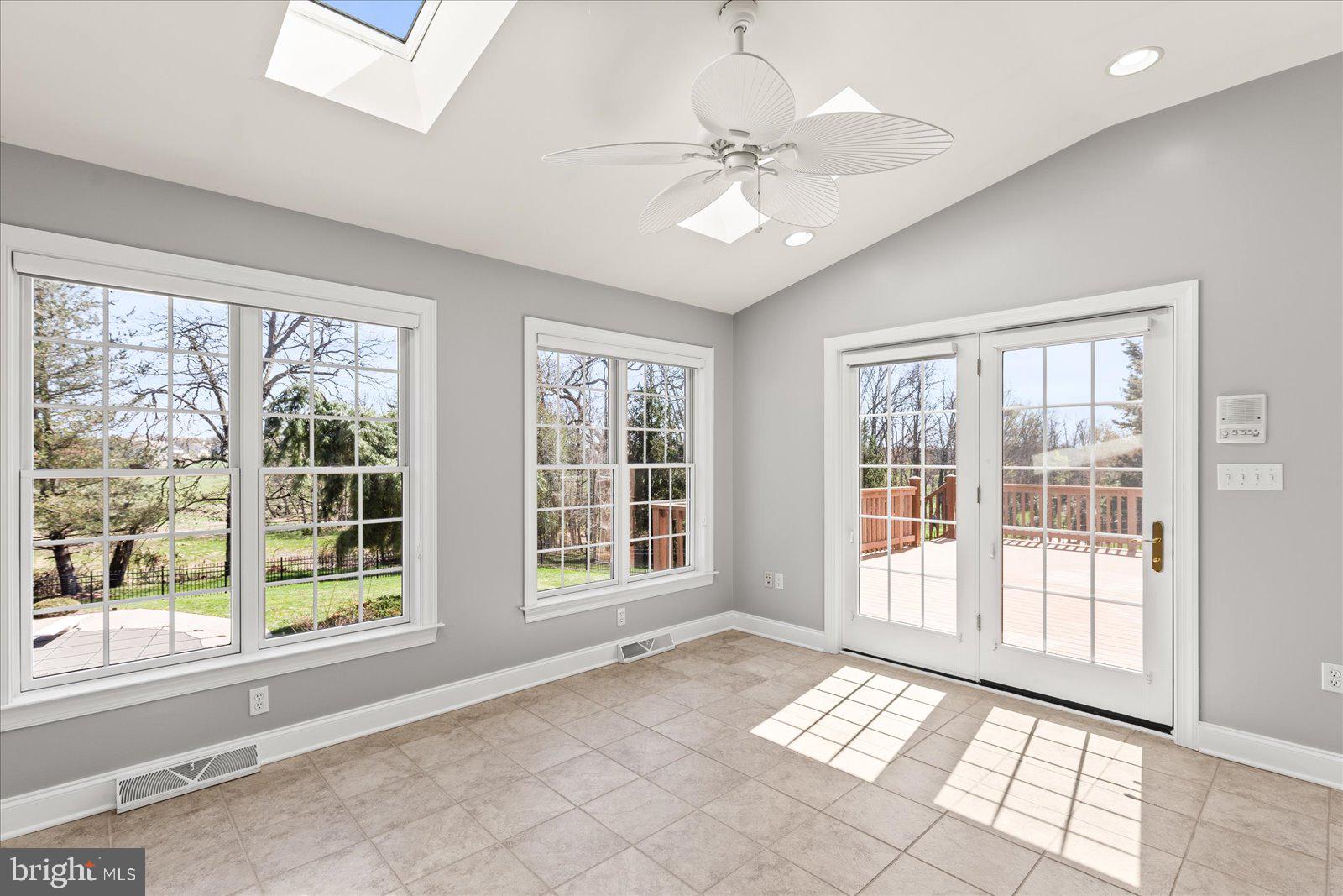 BRITTANY - Residential