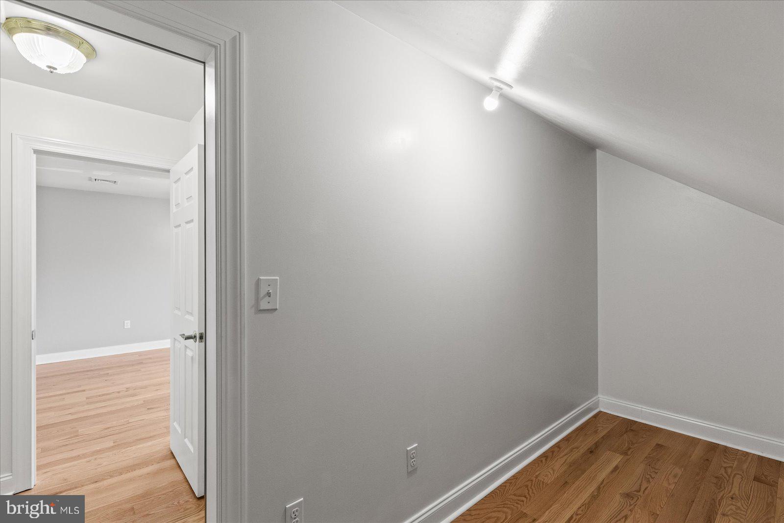 BRITTANY - Residential