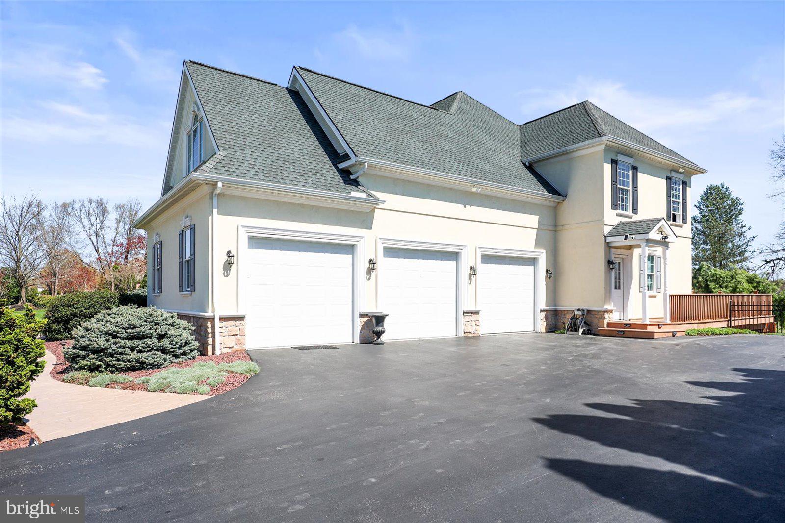 BRITTANY - Residential