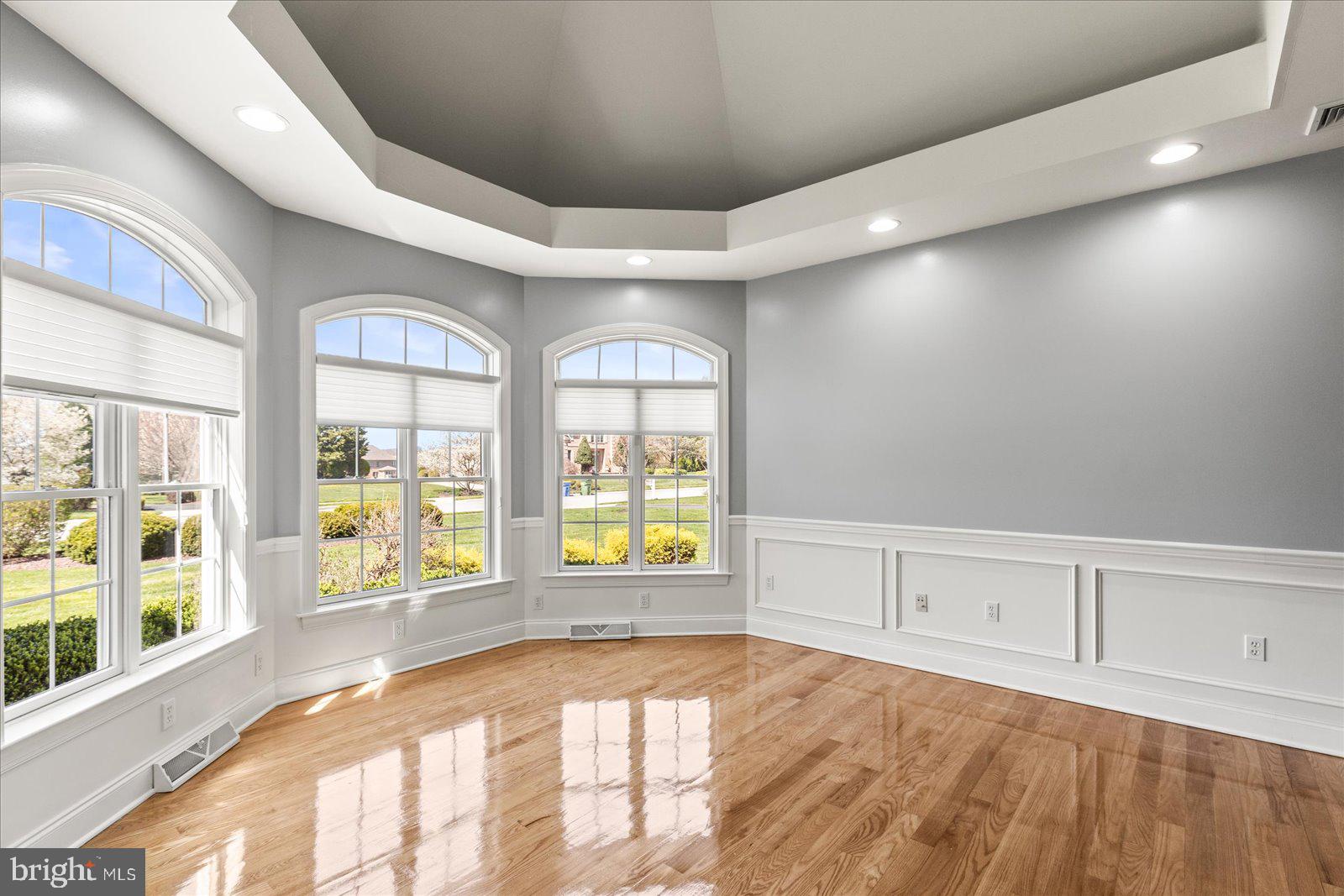 BRITTANY - Residential