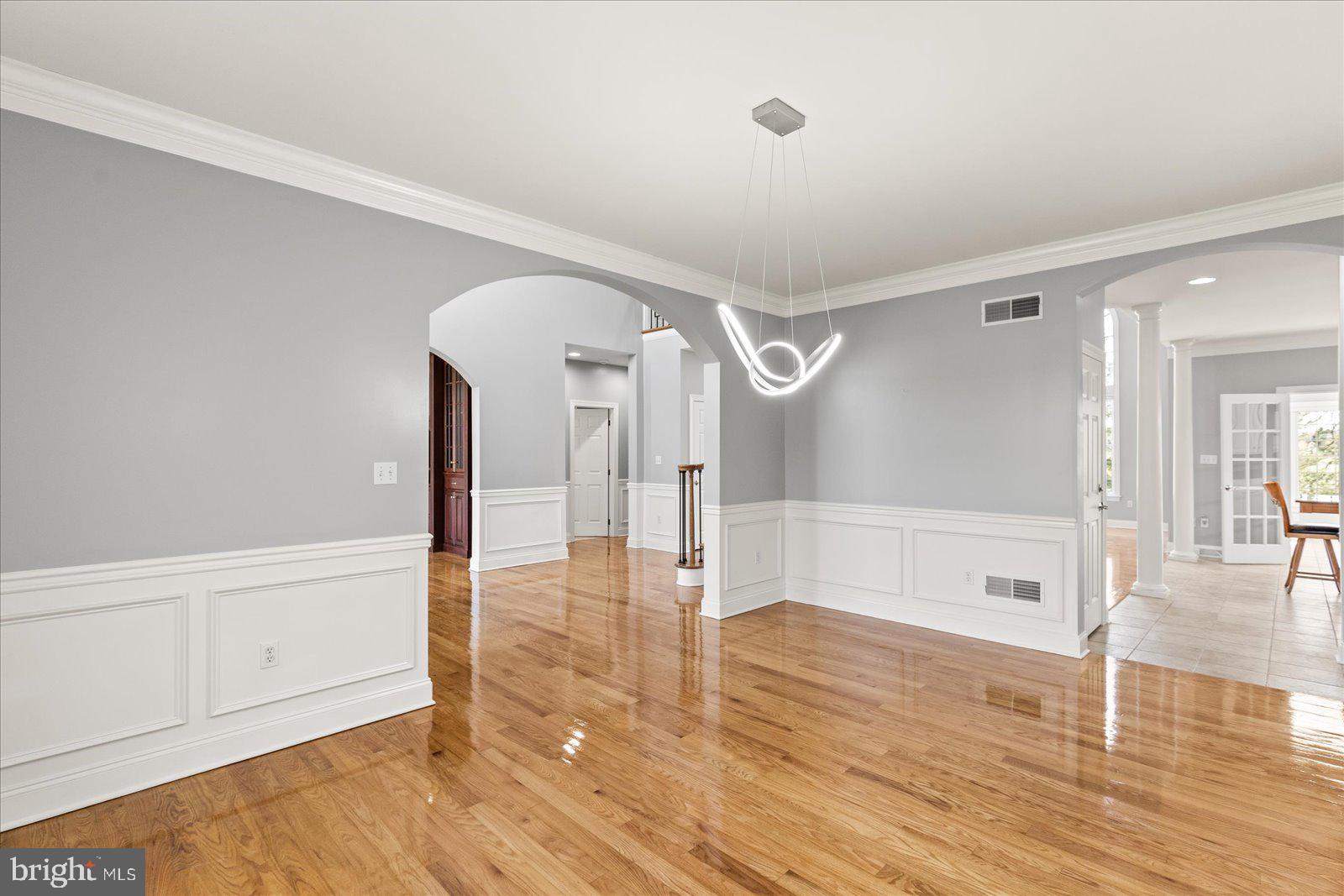 BRITTANY - Residential