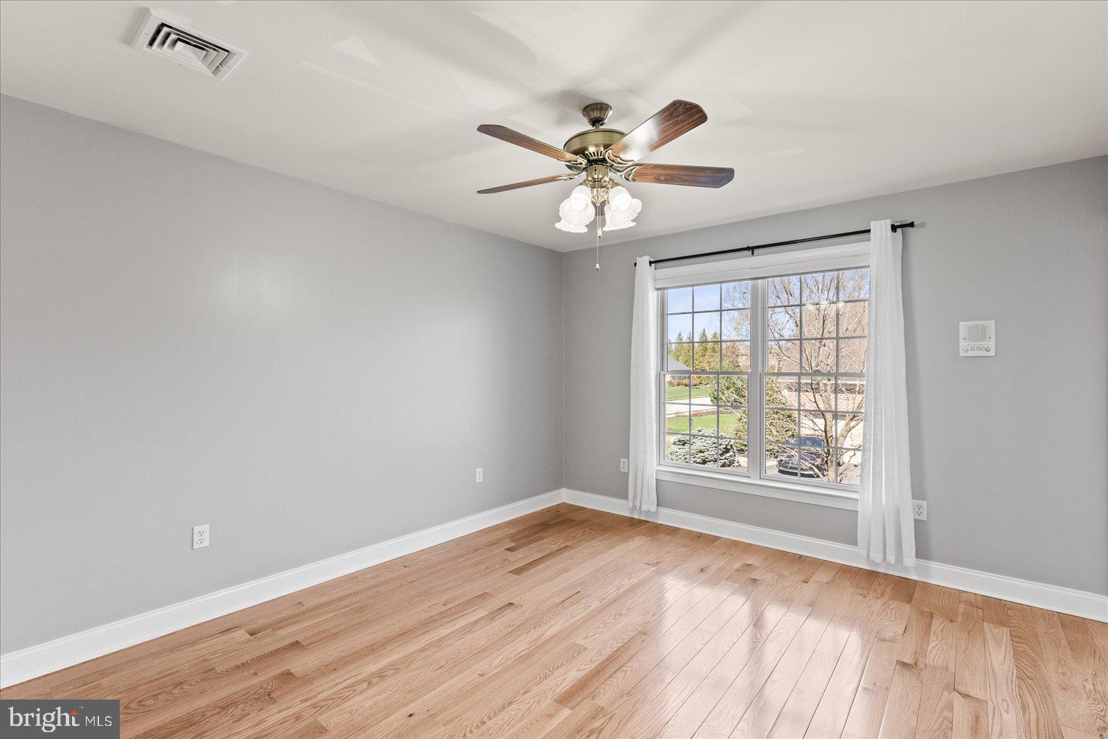 BRITTANY - Residential