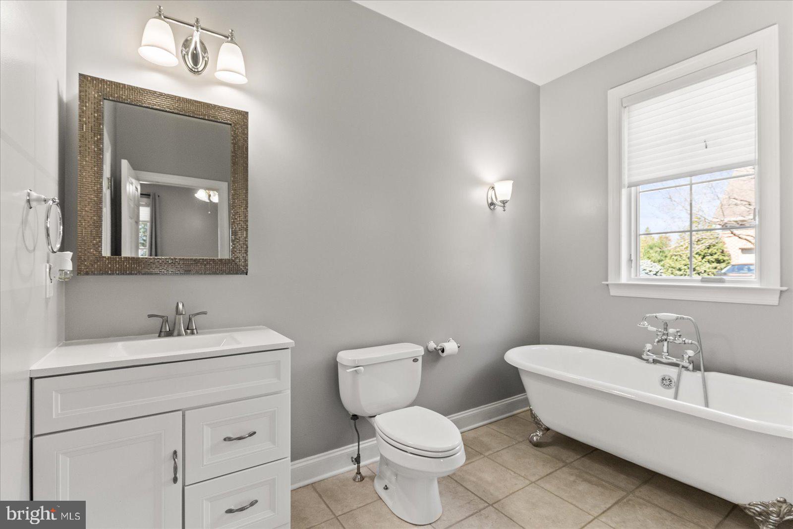 BRITTANY - Residential