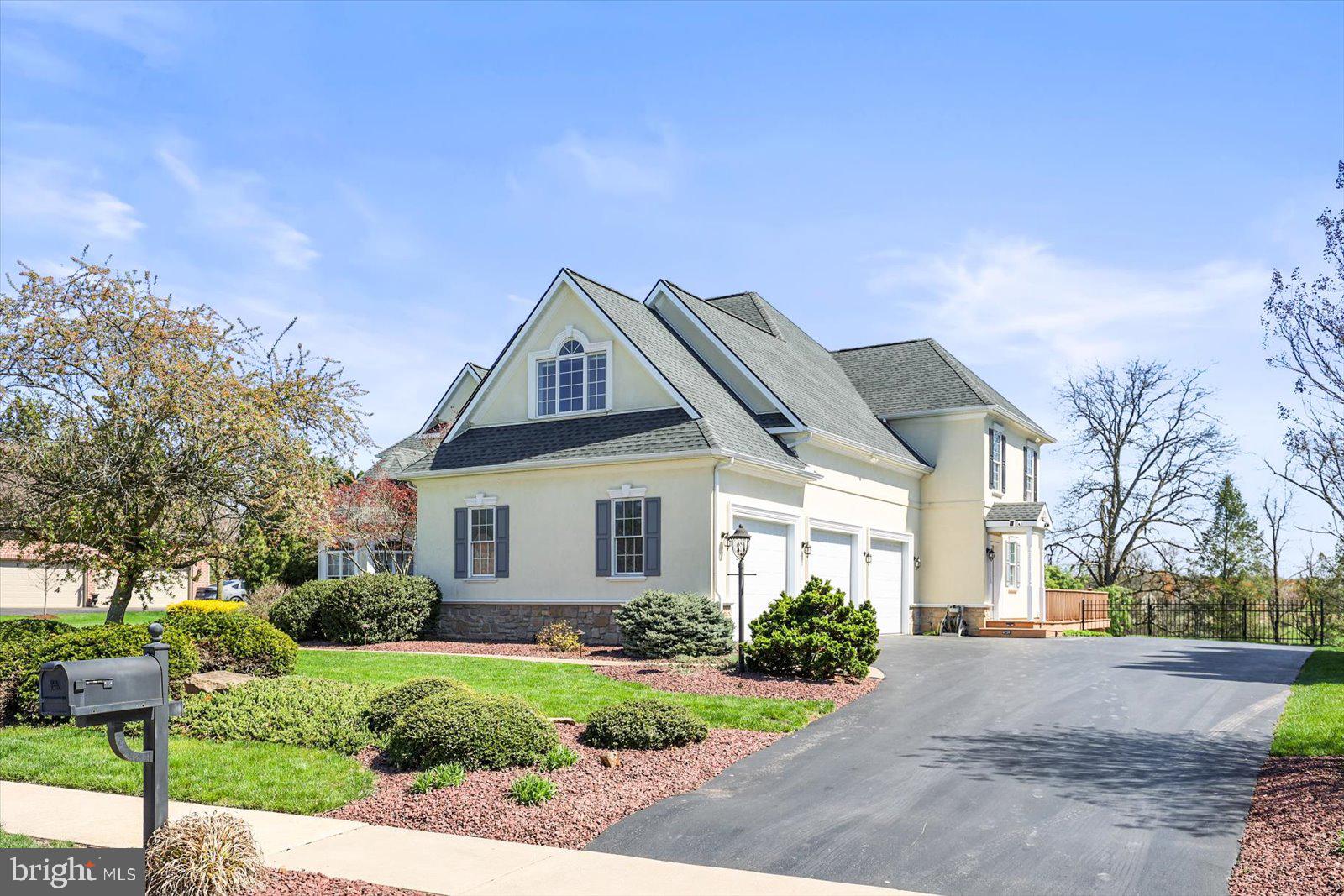 BRITTANY - Residential