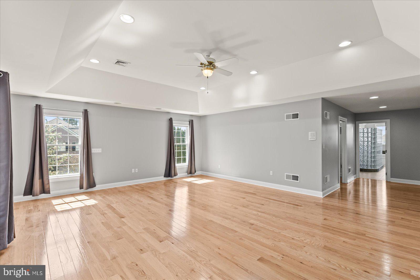 BRITTANY - Residential