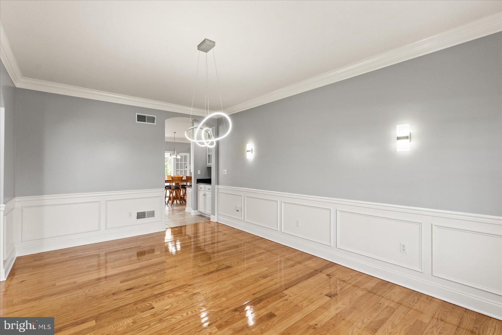 BRITTANY - Residential