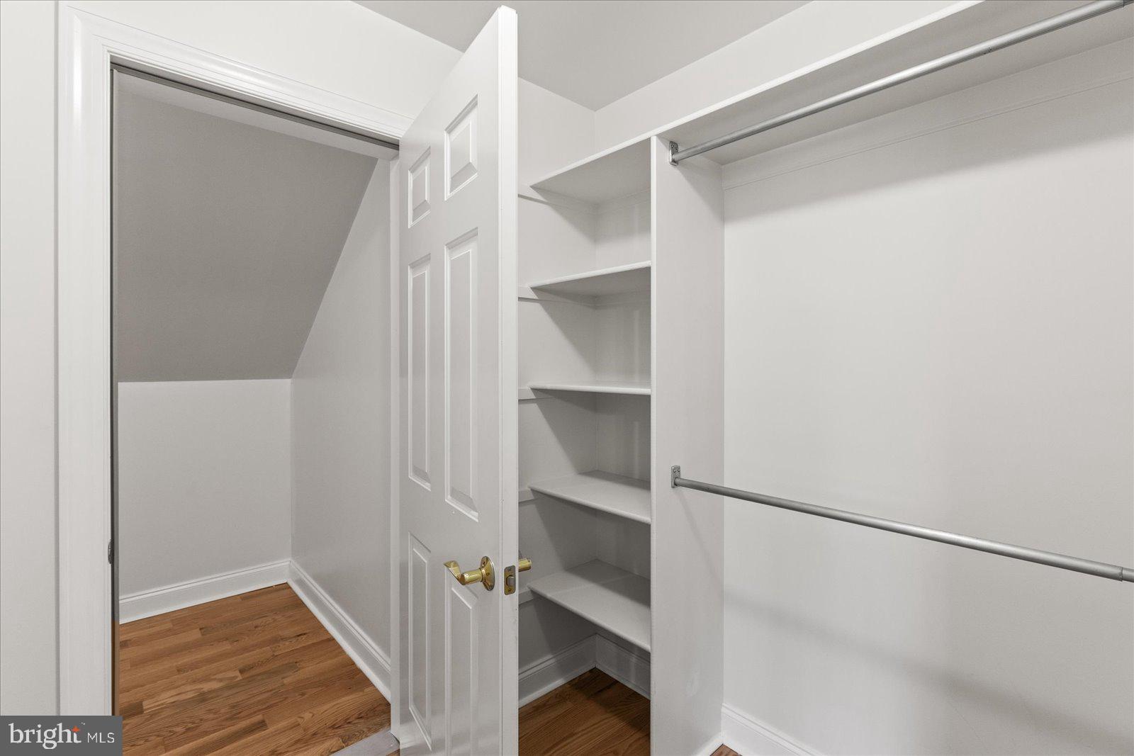 BRITTANY - Residential