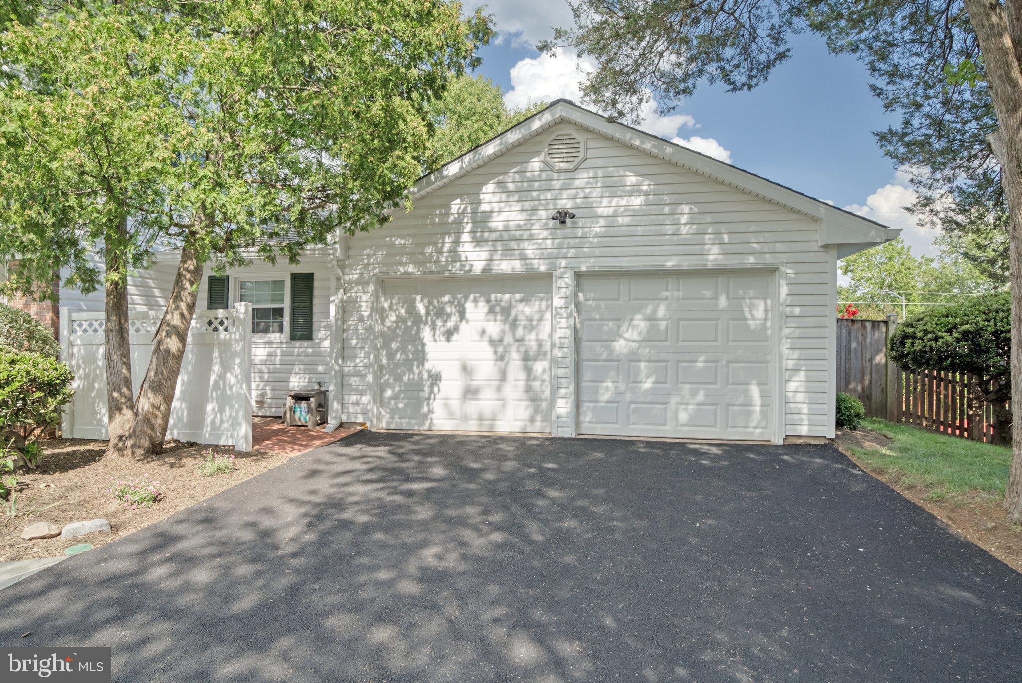 GREENBRIAR - Residential