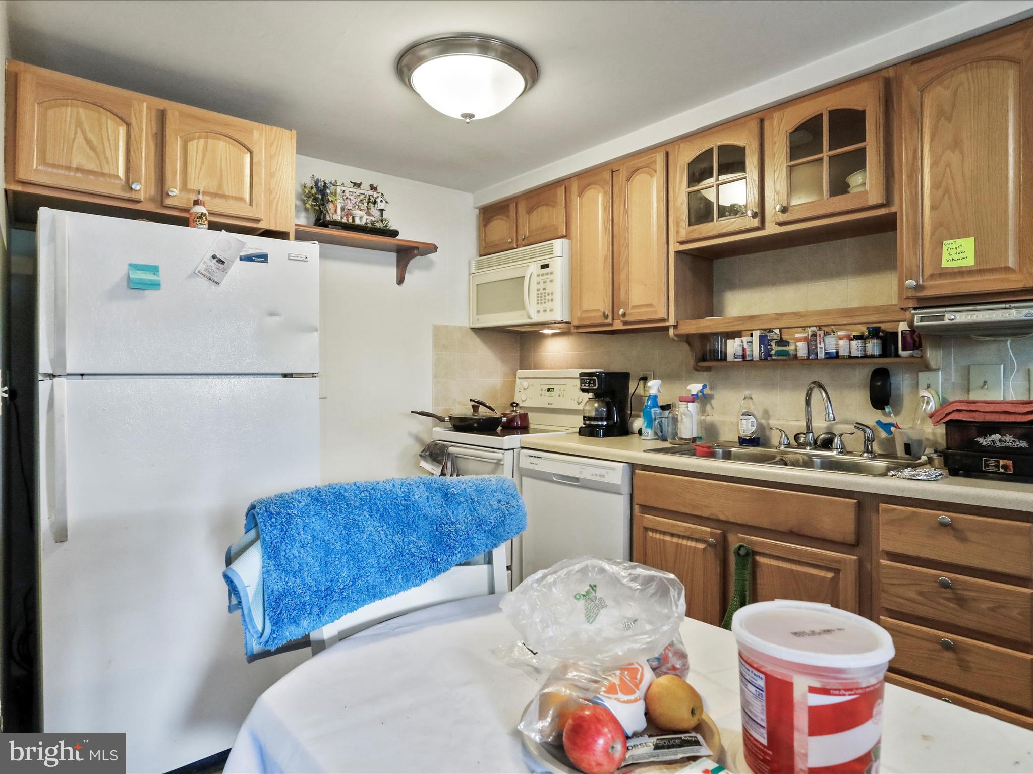 155,153,157 N CHARLEVOIX PLACE