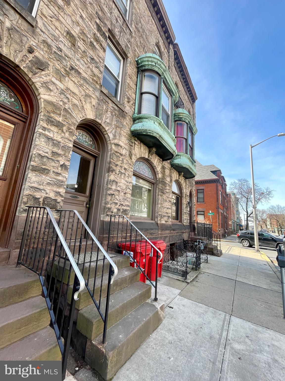 526 WALNUT STREET