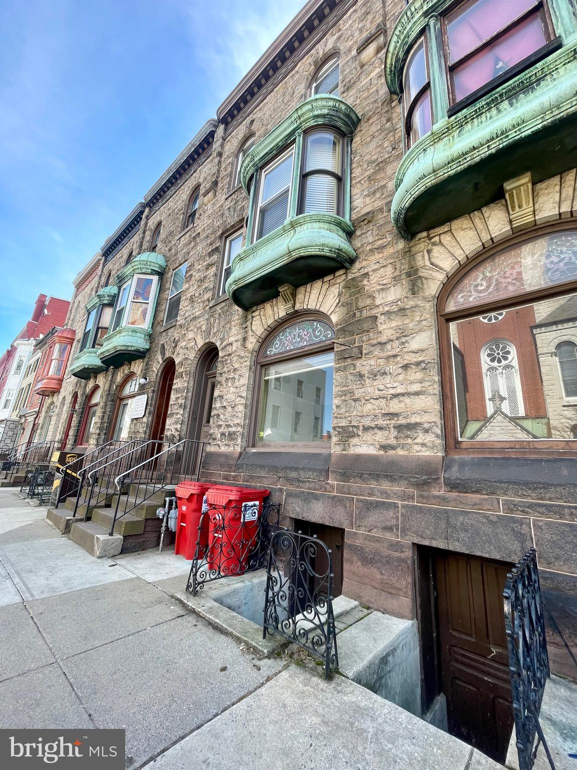 526 WALNUT STREET