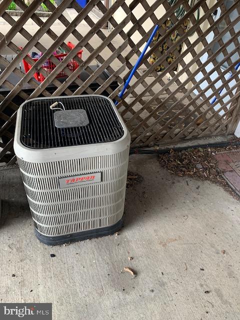 ROXBOROUGH - Residential