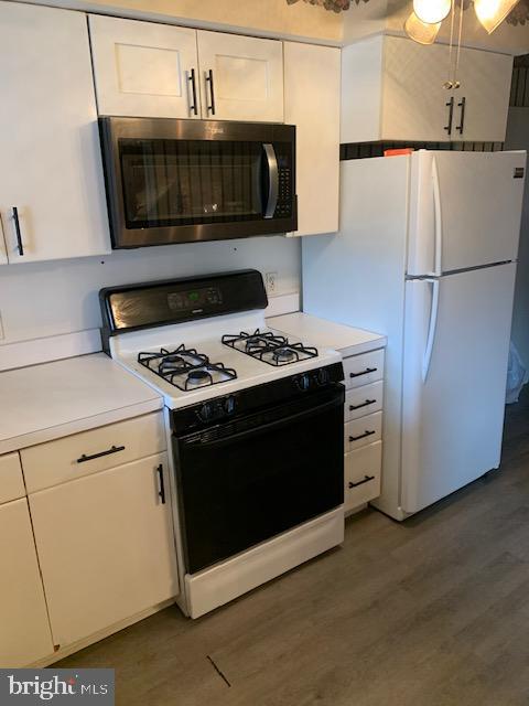 ROXBOROUGH - Residential