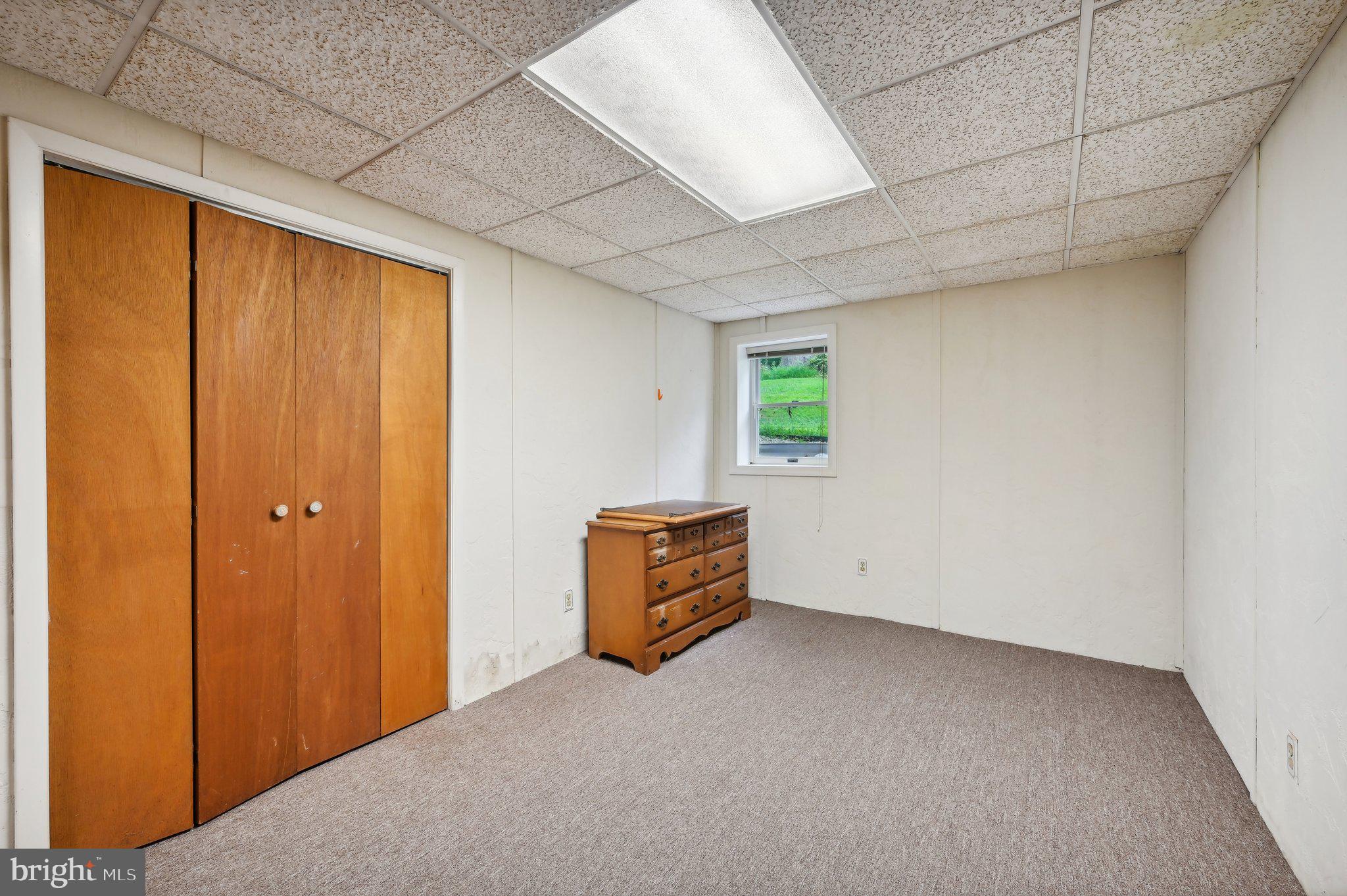 BRIAR HILL - Residential